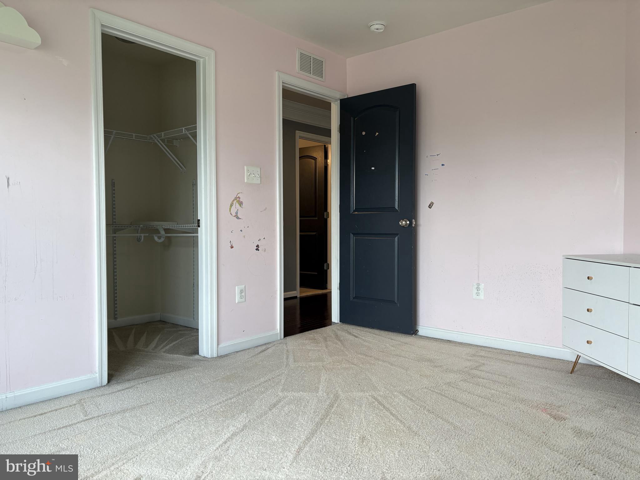 WOODMORE TOWNE CENTRE - Residential