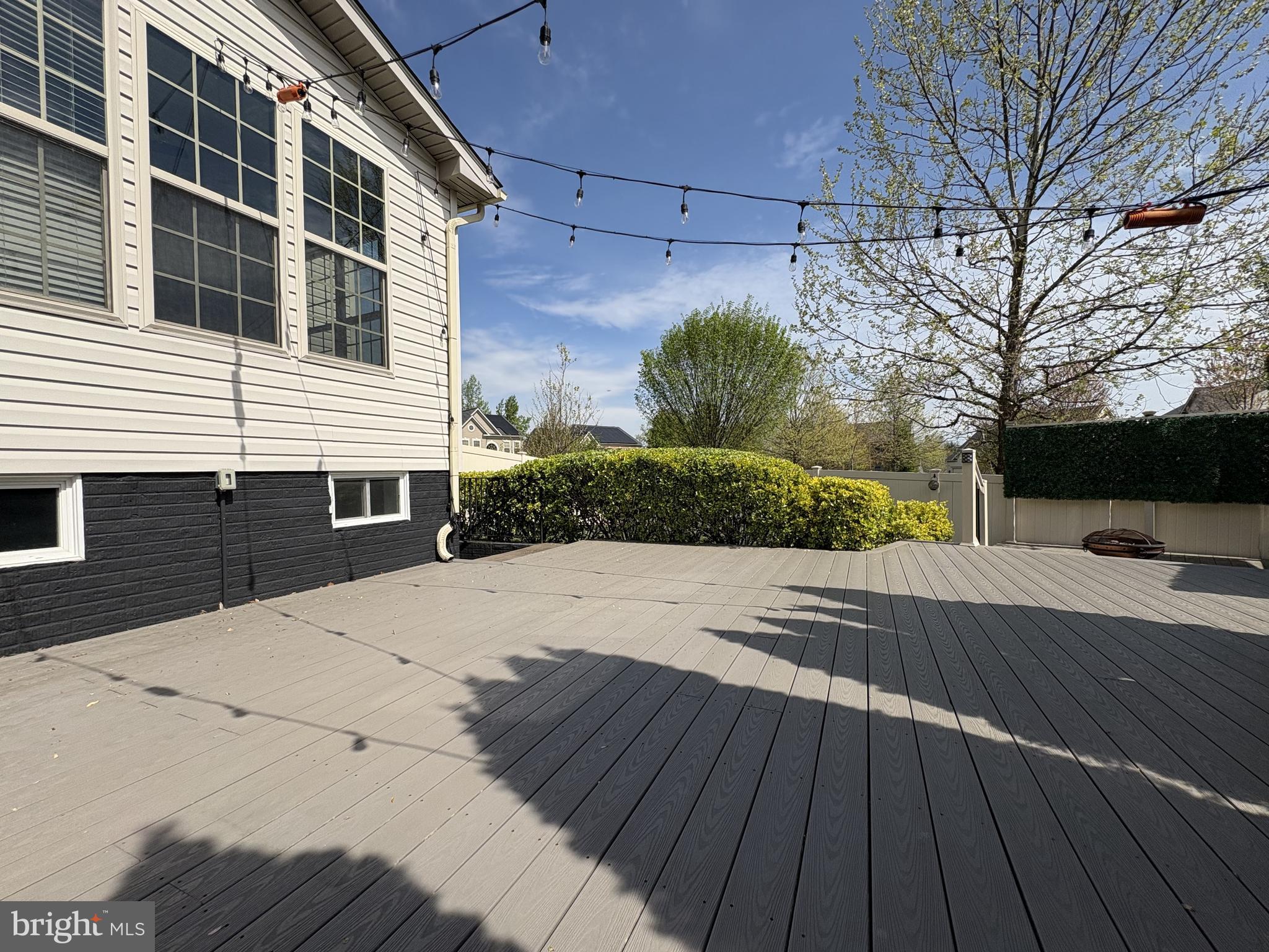 WOODMORE TOWNE CENTRE - Residential