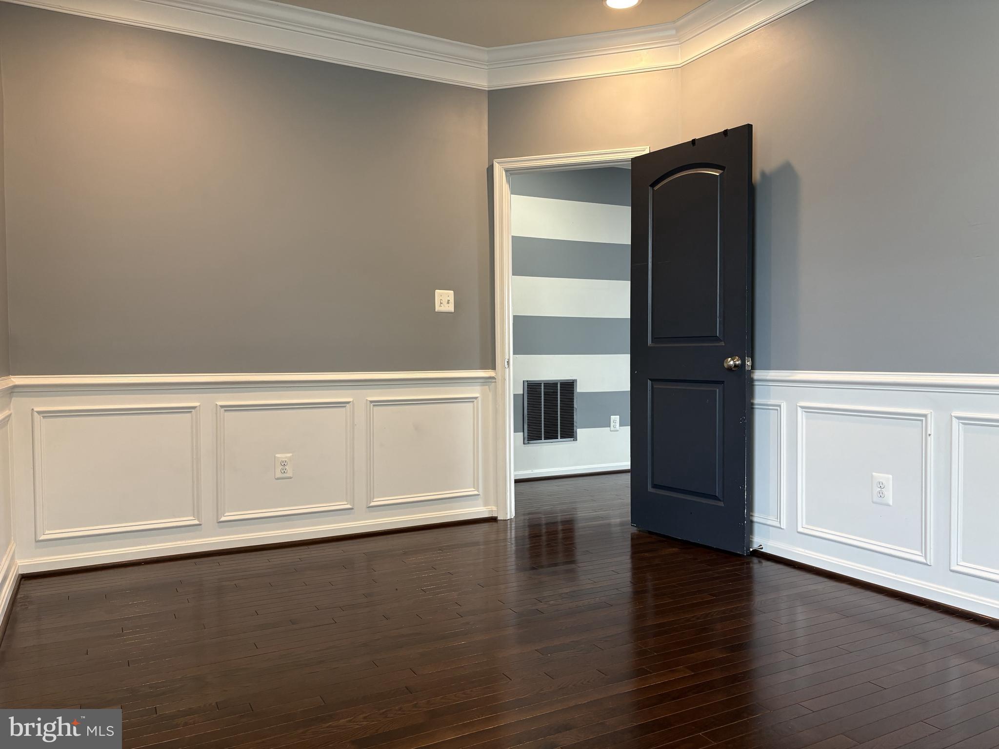 WOODMORE TOWNE CENTRE - Residential