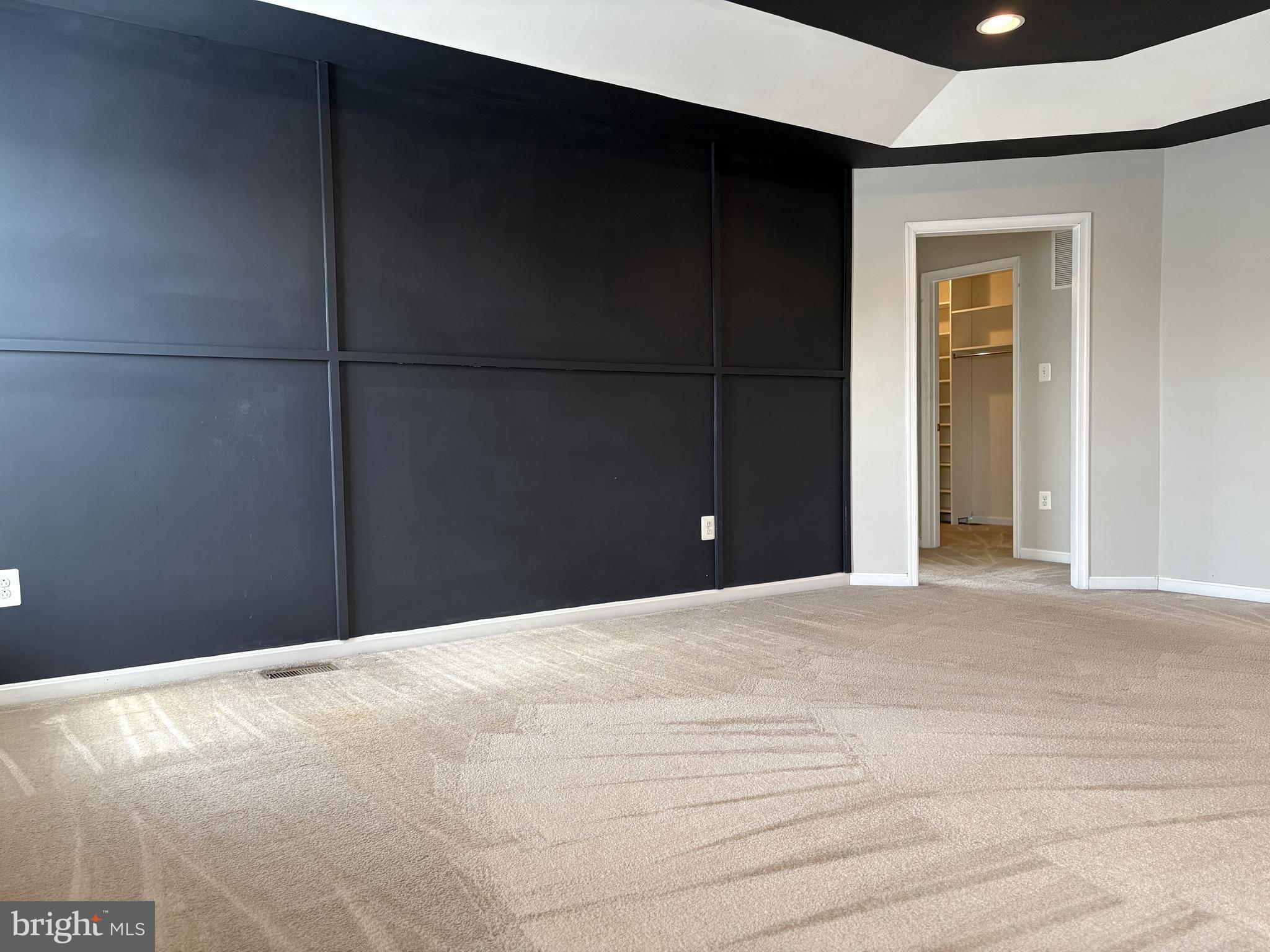 WOODMORE TOWNE CENTRE - Residential