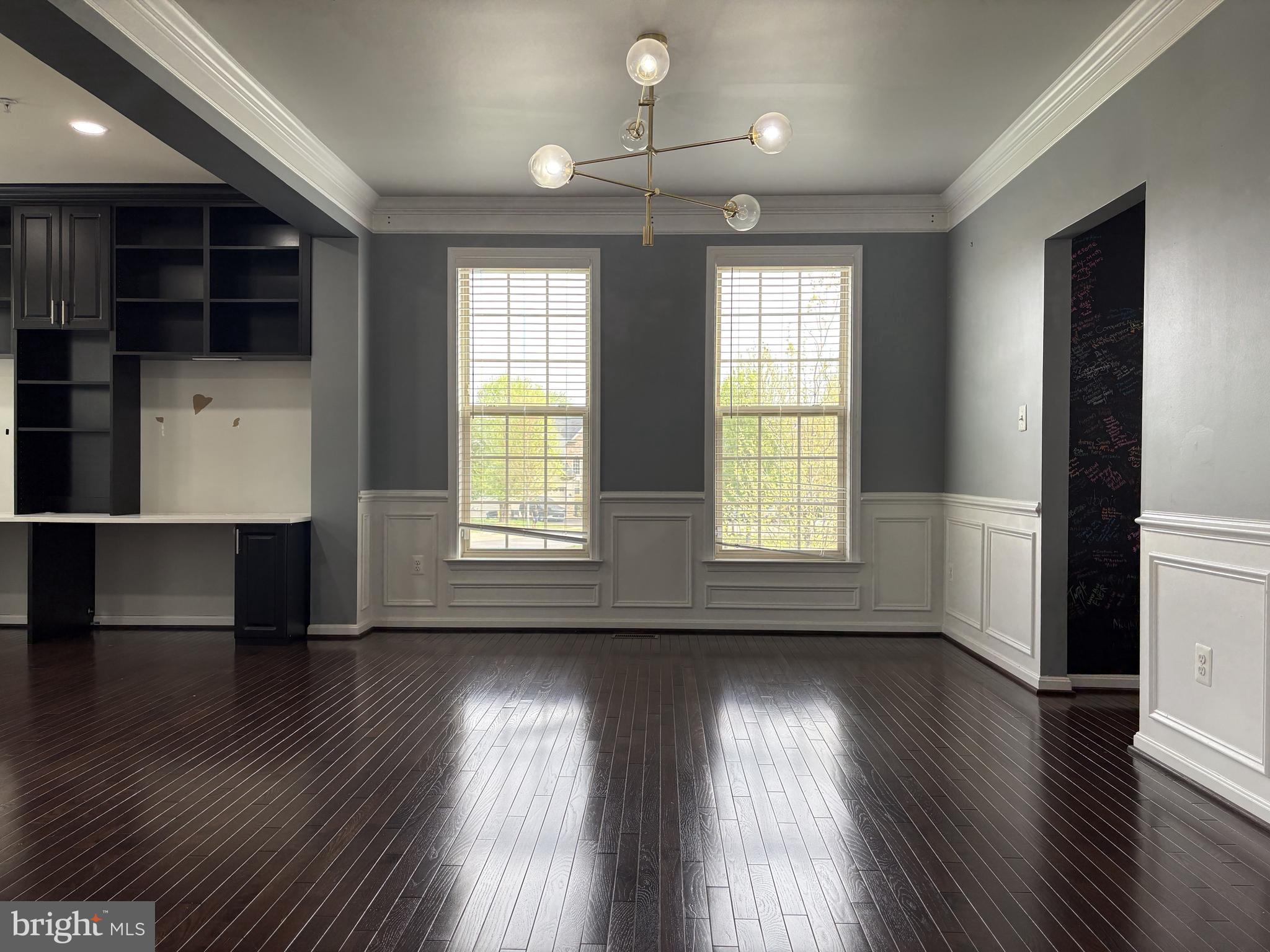 WOODMORE TOWNE CENTRE - Residential