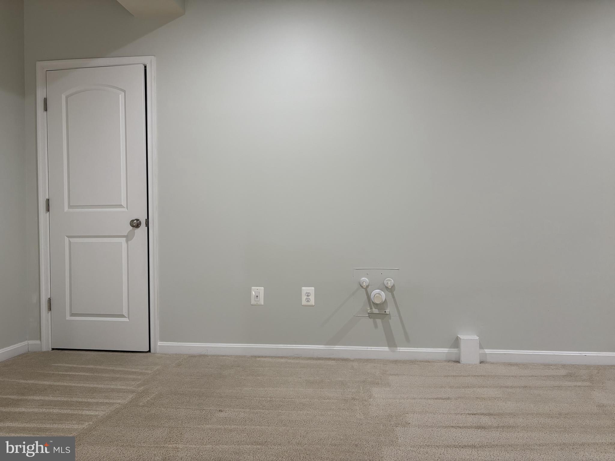 WOODMORE TOWNE CENTRE - Residential