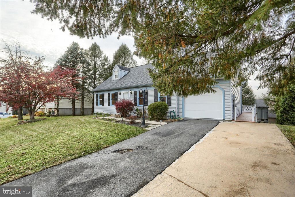 Photo of 1795 Wilderness Road, Lancaster, PA 17603 (MLS # PALA2044024)