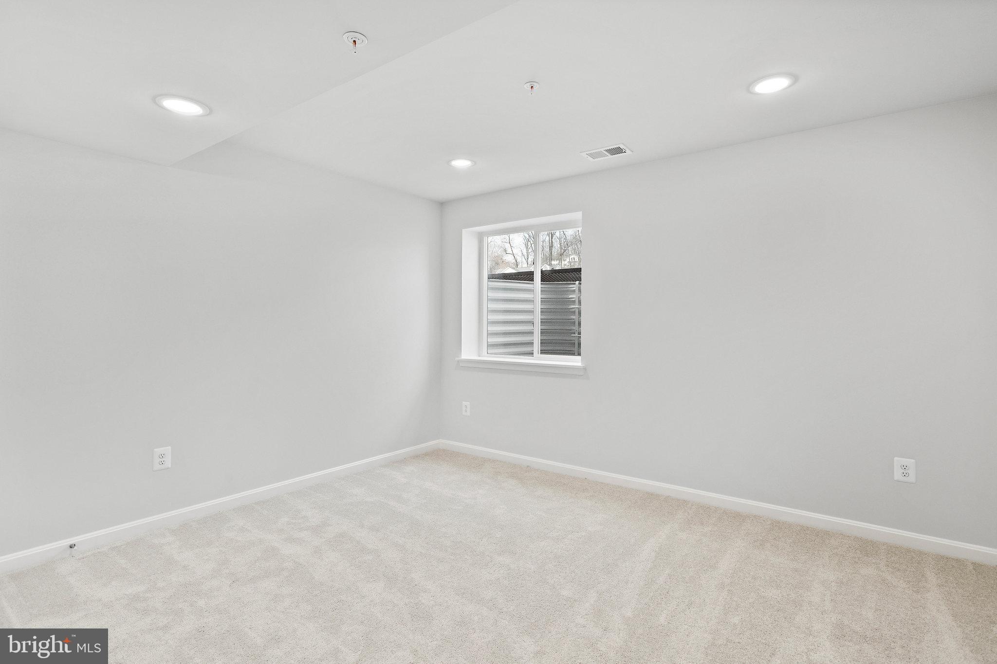 GRACE MEADOWS - Residential