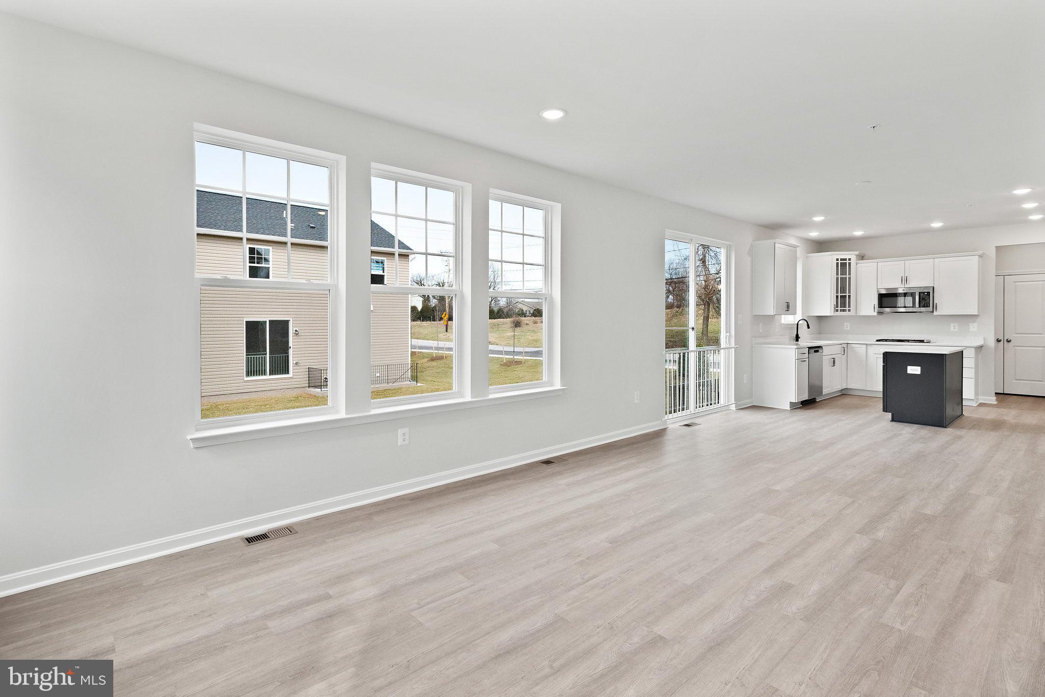 GRACE MEADOWS - Residential