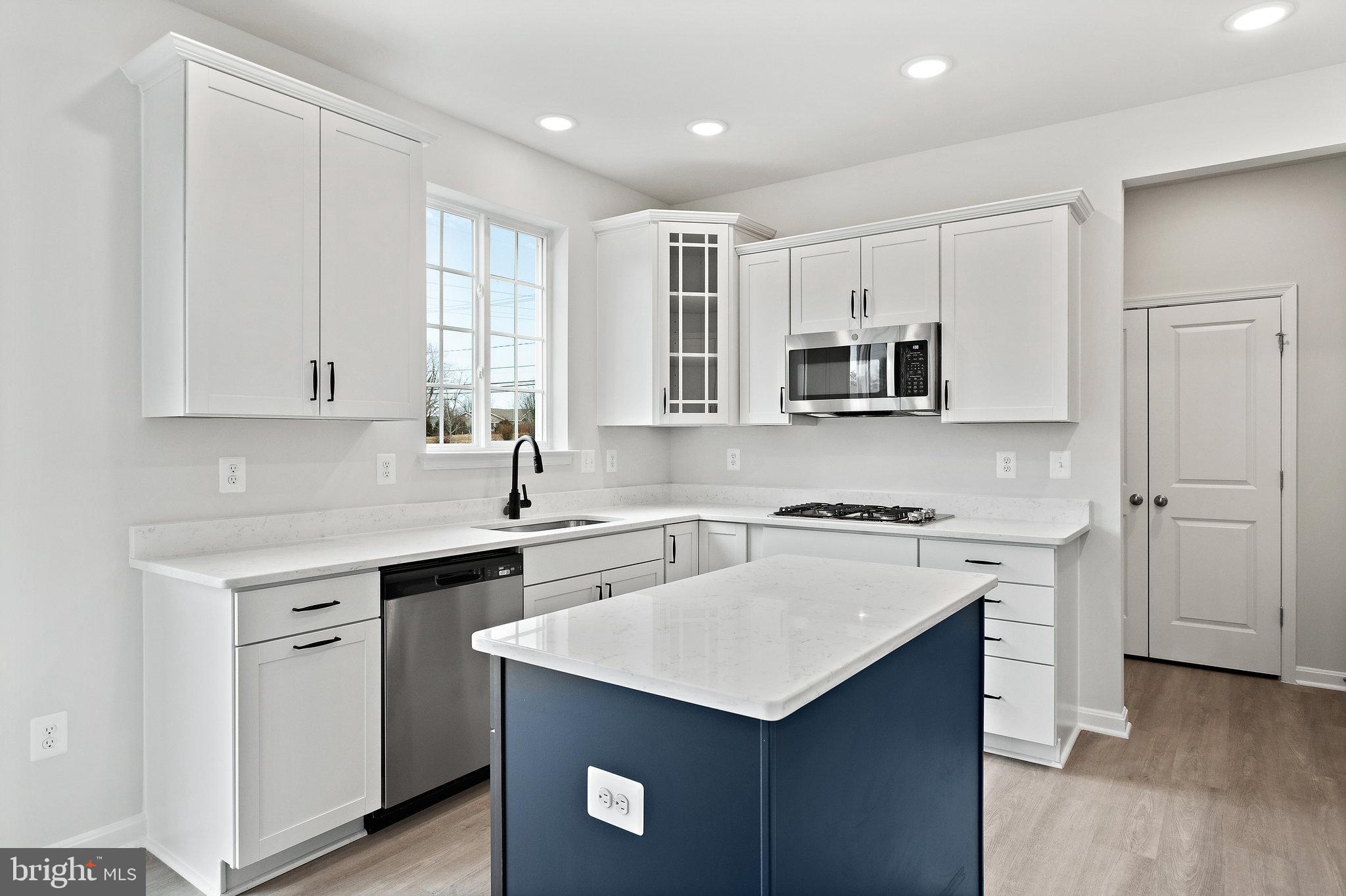 GRACE MEADOWS - Residential