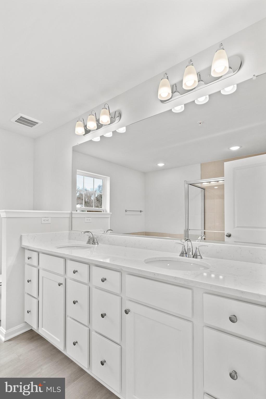 GRACE MEADOWS - Residential