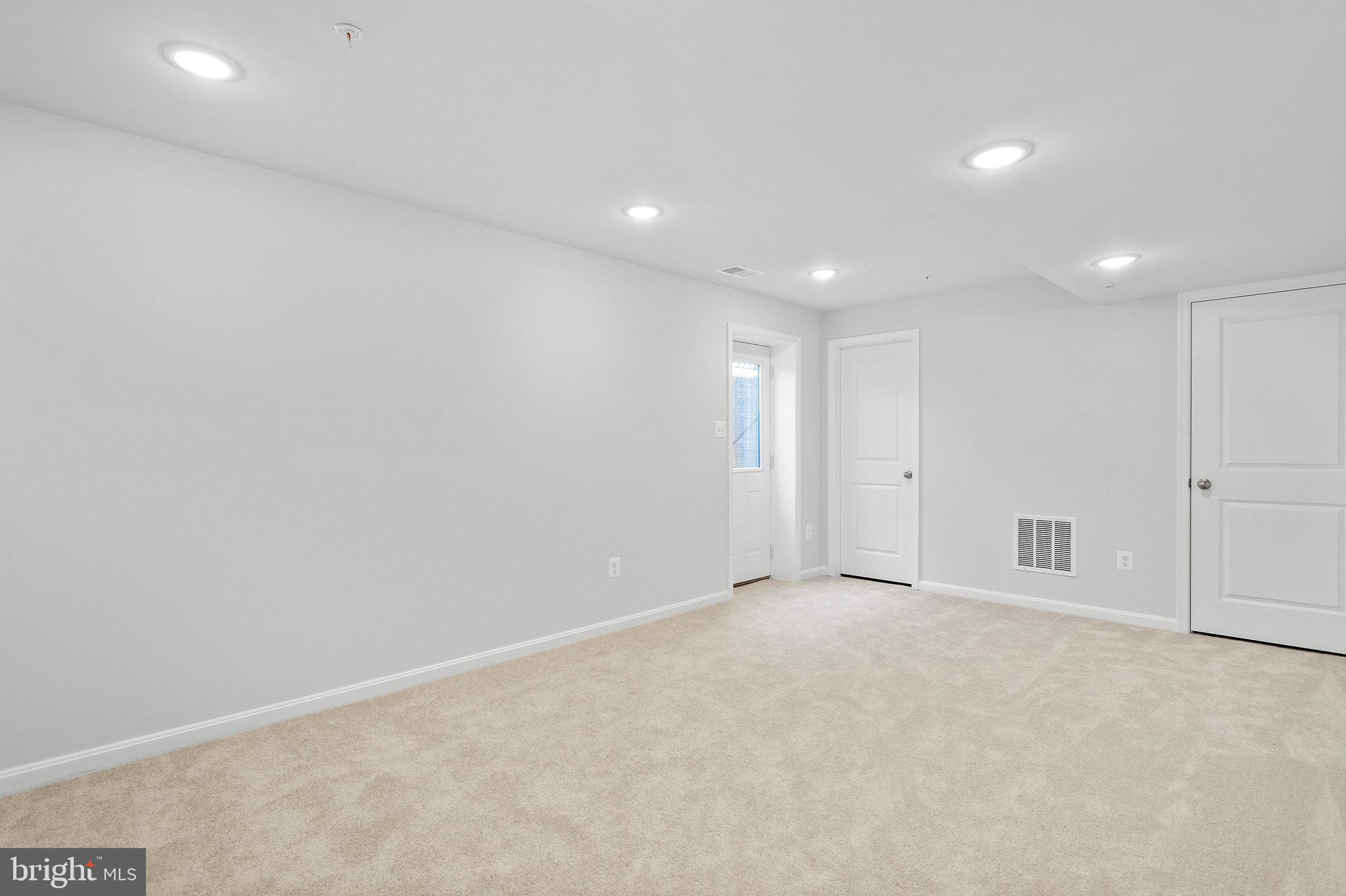 GRACE MEADOWS - Residential