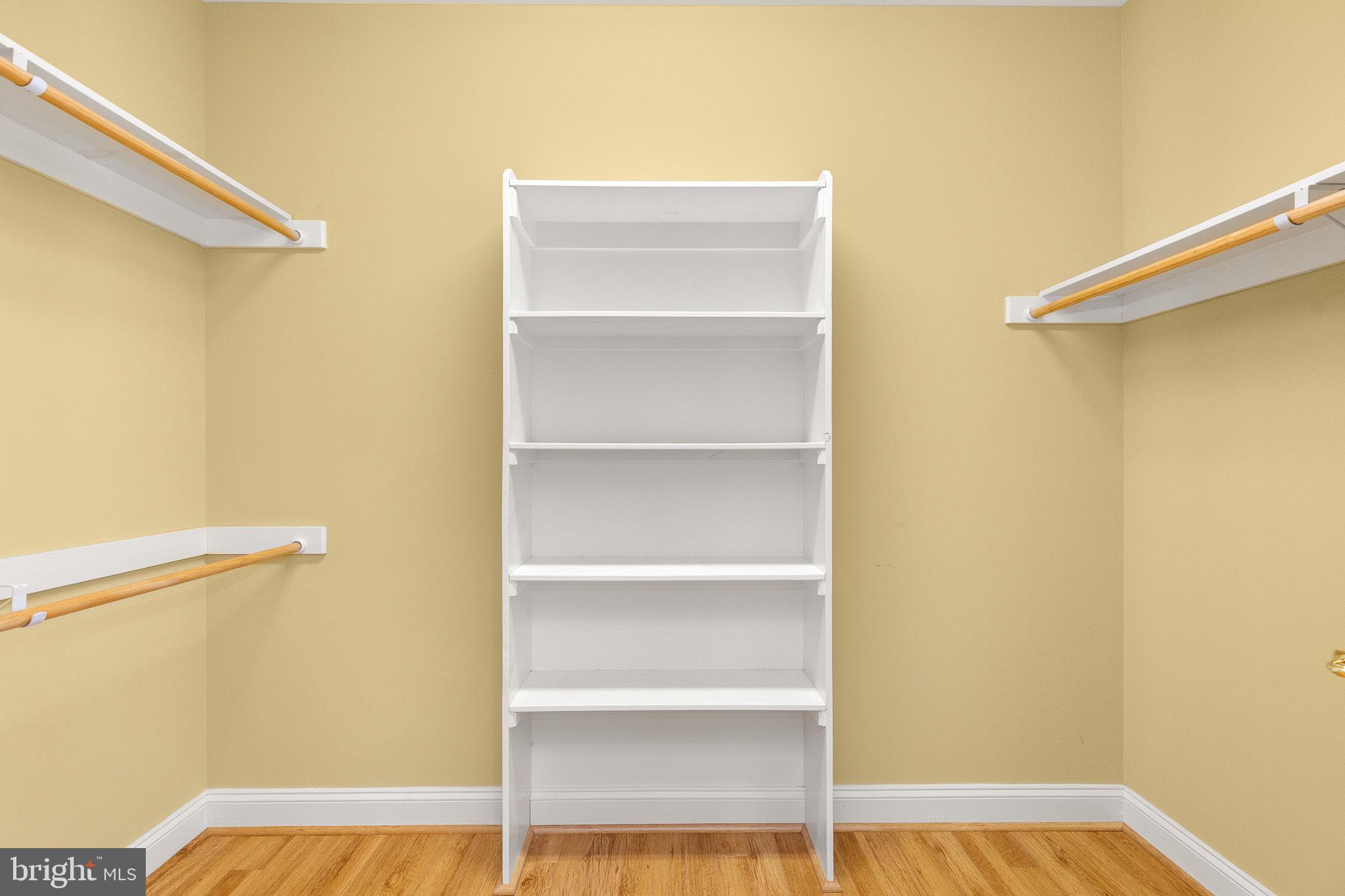 HISEY PARK - Residential