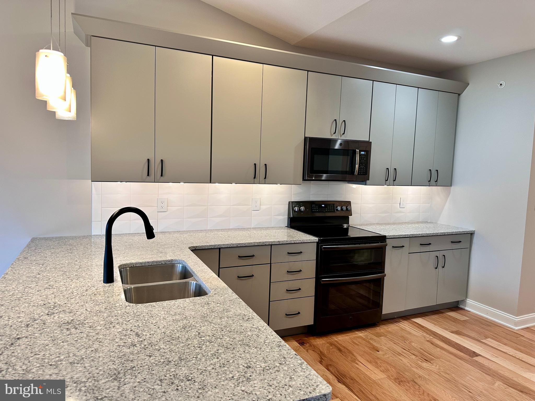 ROSEWOOD COVE - Residential