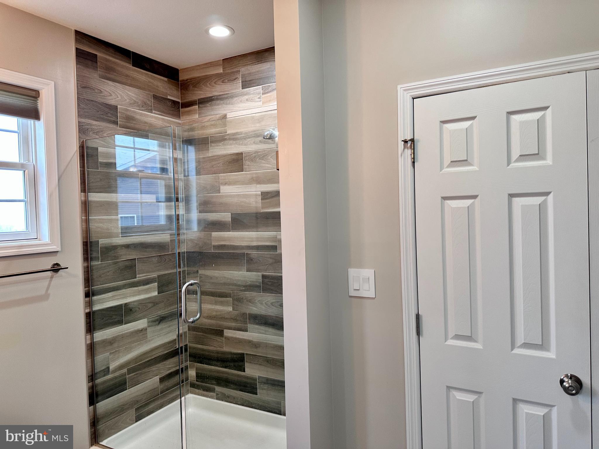 ROSEWOOD COVE - Residential