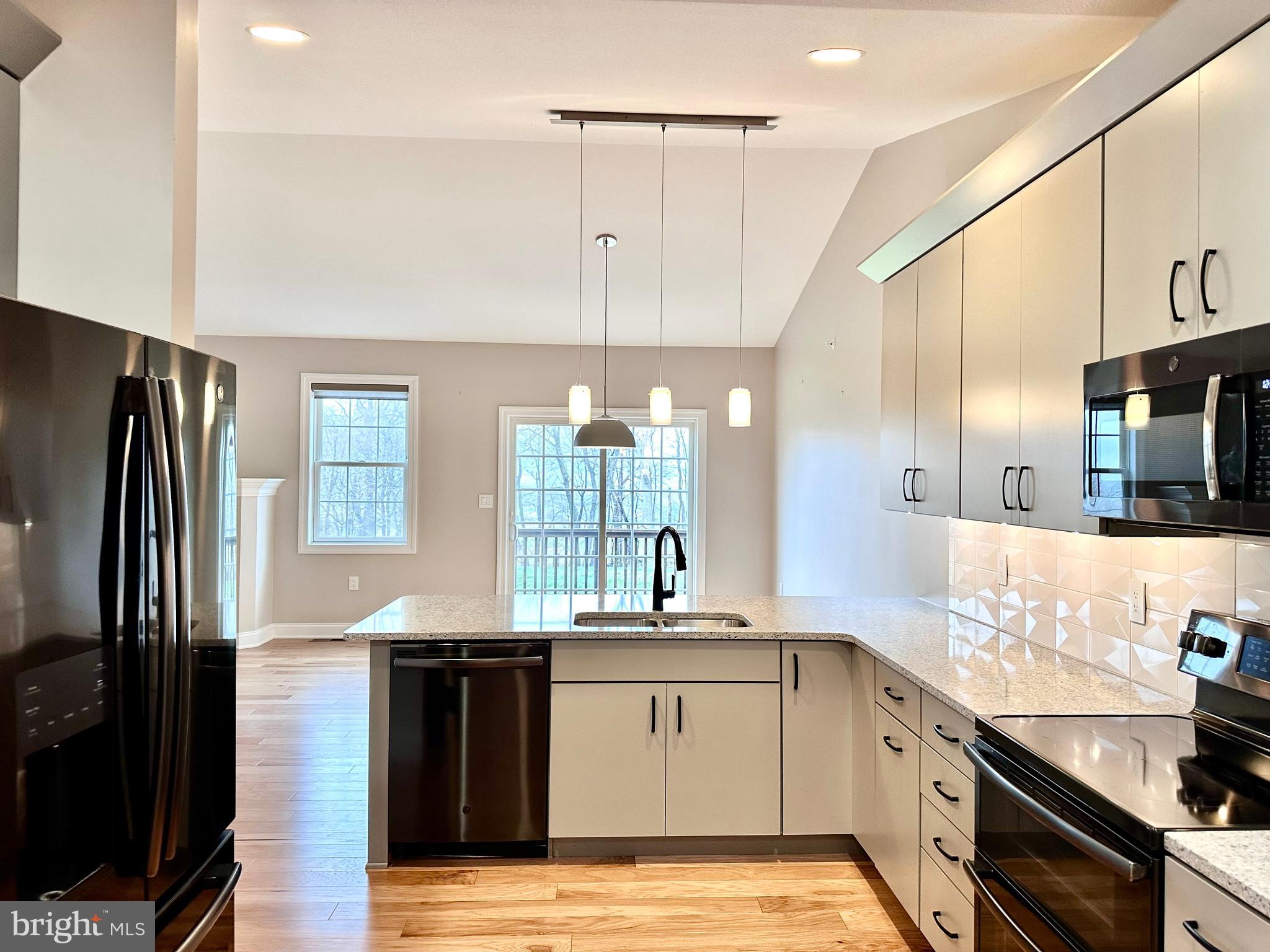 ROSEWOOD COVE - Residential