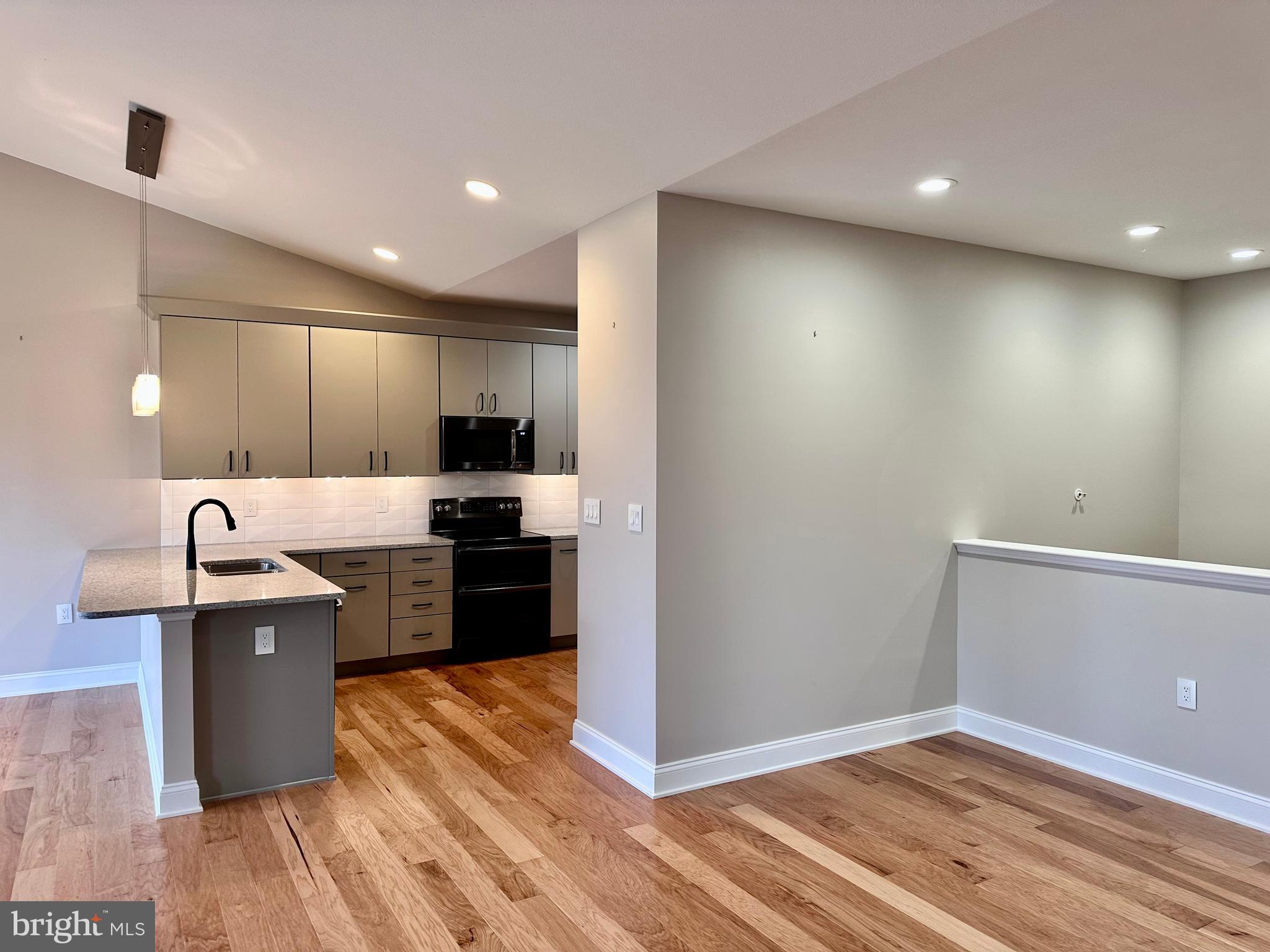 ROSEWOOD COVE - Residential