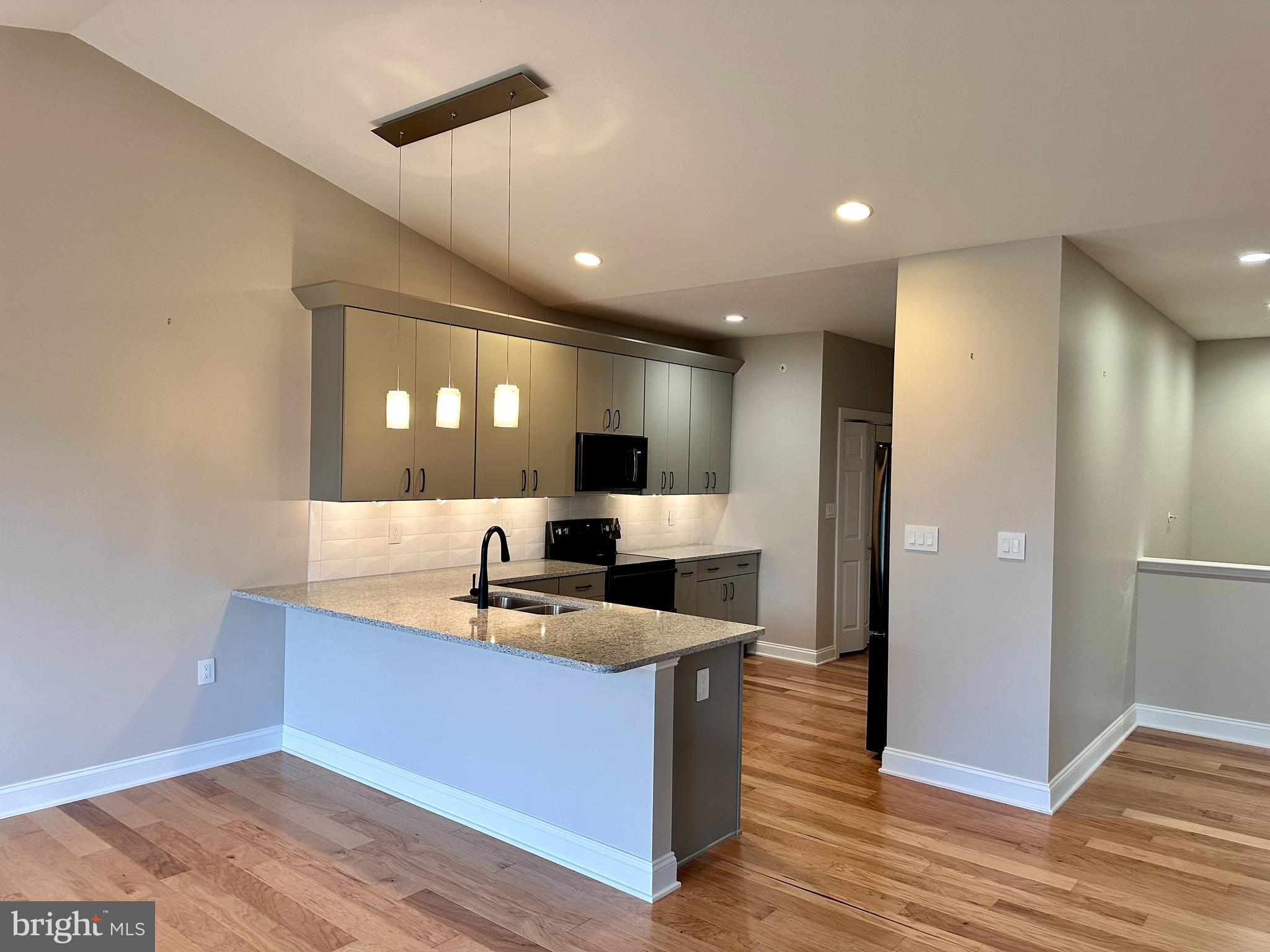 ROSEWOOD COVE - Residential