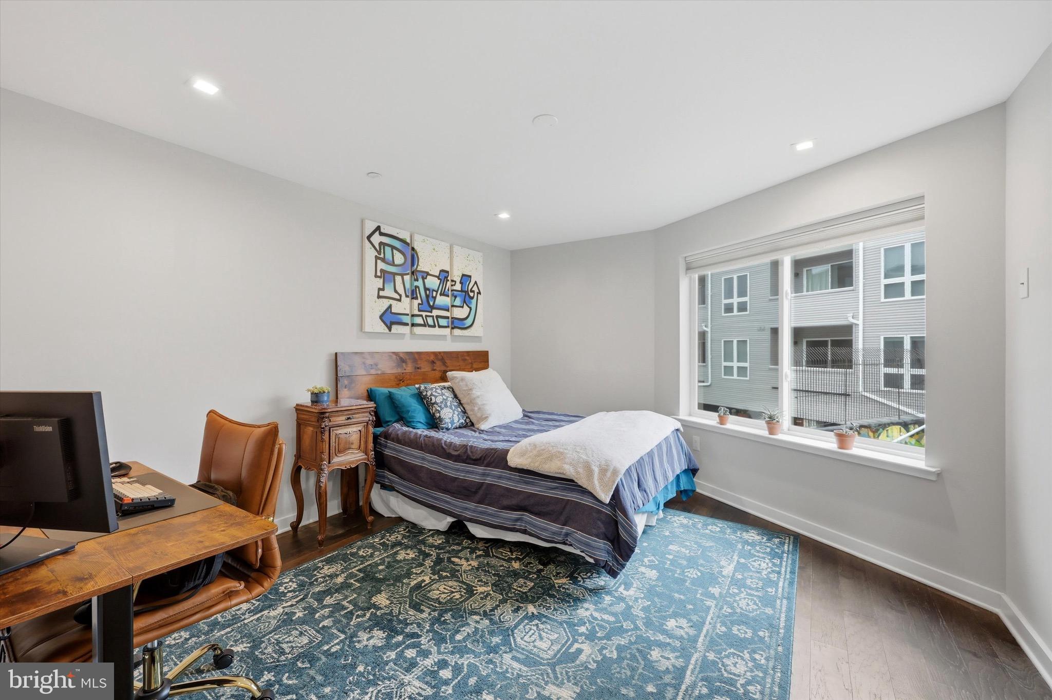 OLDE KENSINGTON - Residential