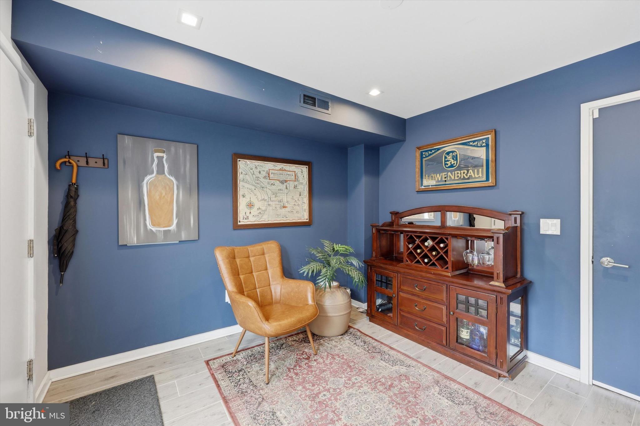 OLDE KENSINGTON - Residential
