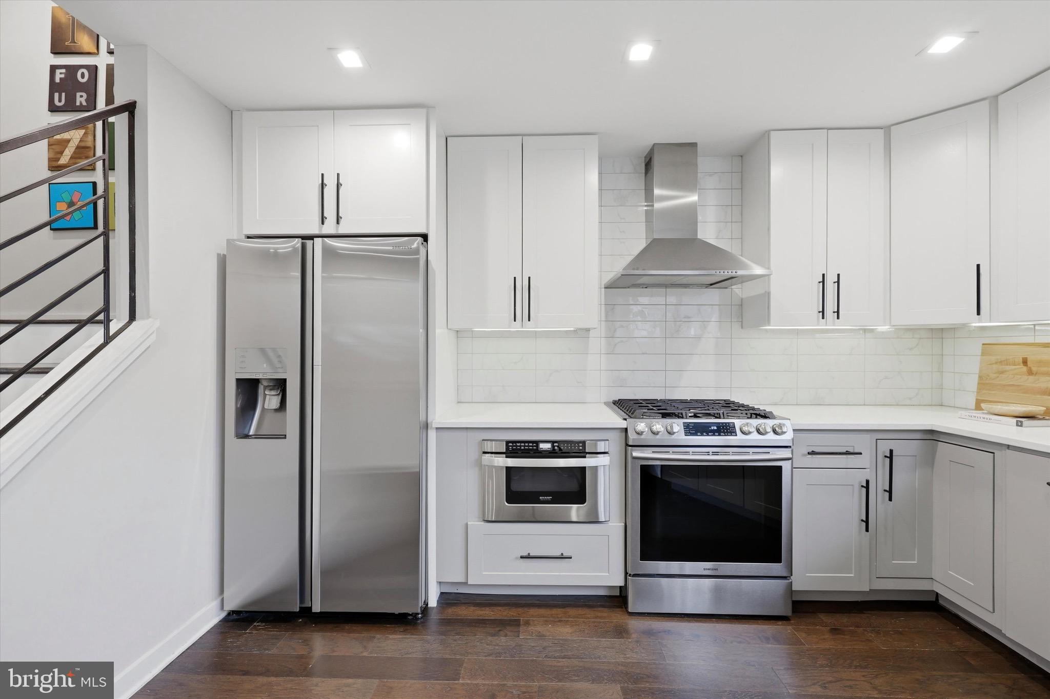 OLDE KENSINGTON - Residential