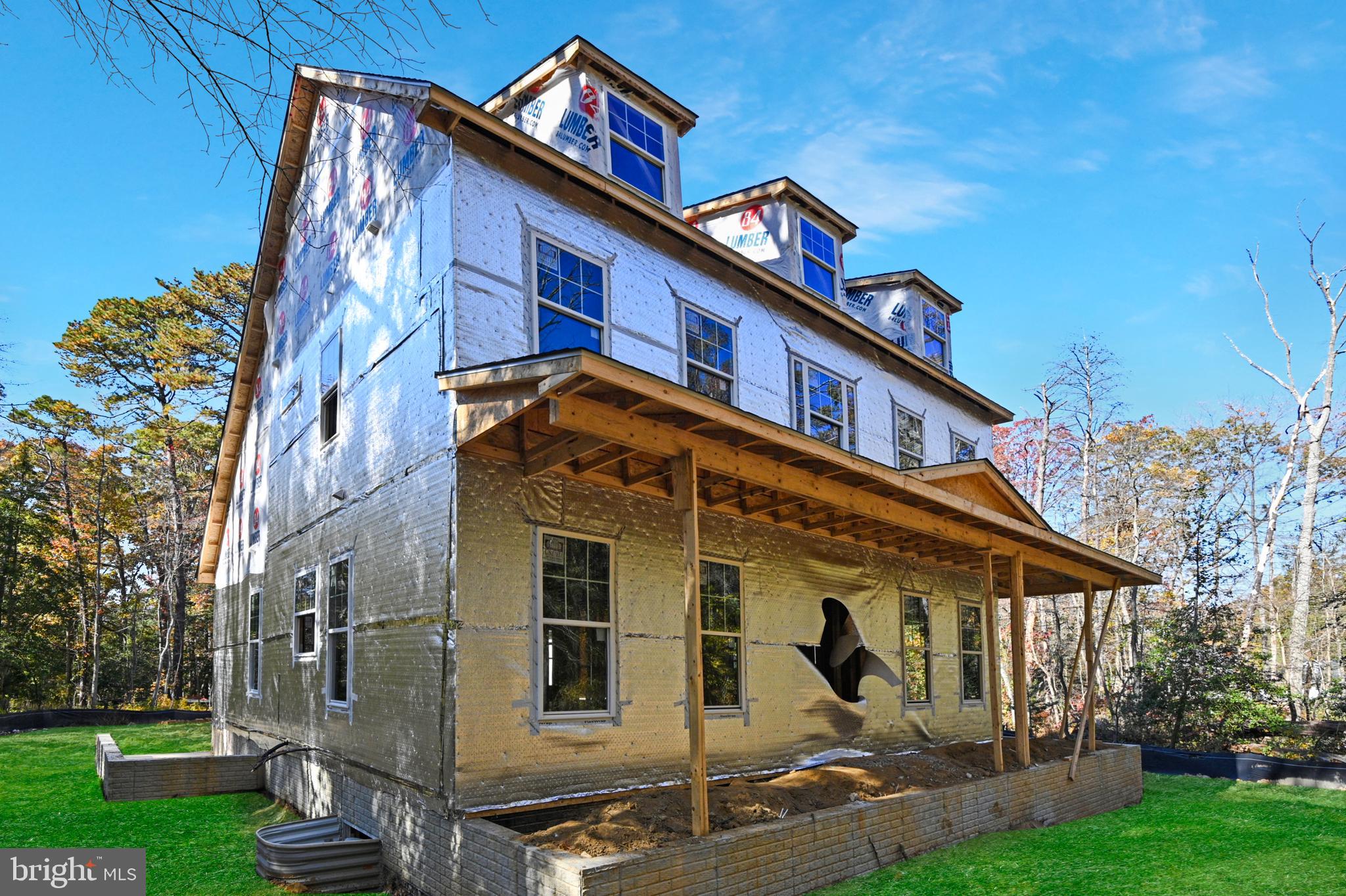 LAKE SHORE - Residential