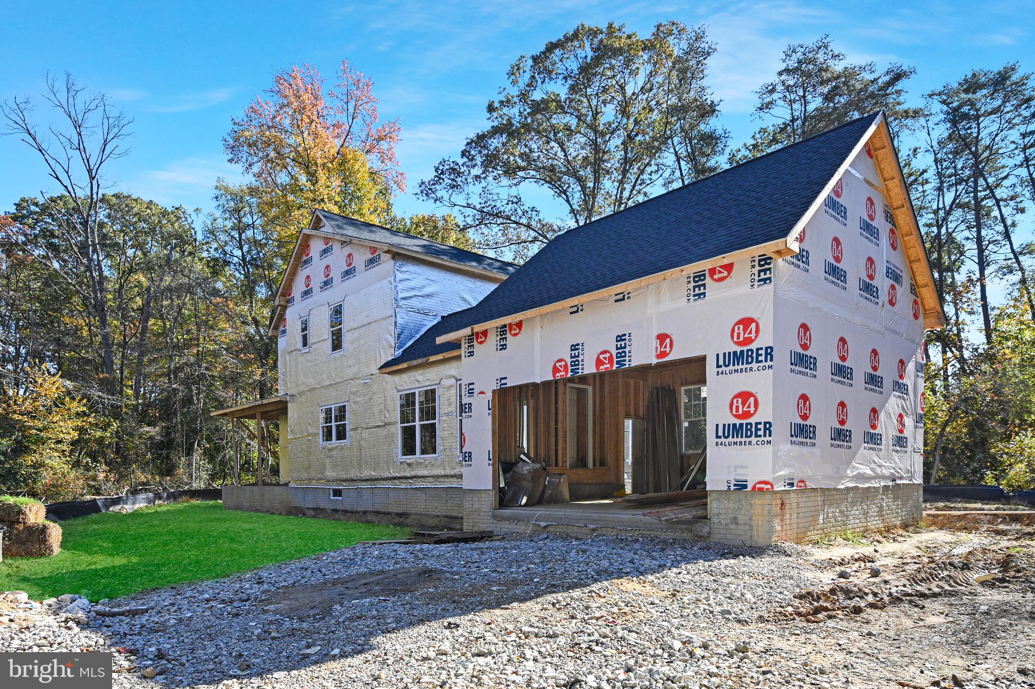 LAKE SHORE - Residential