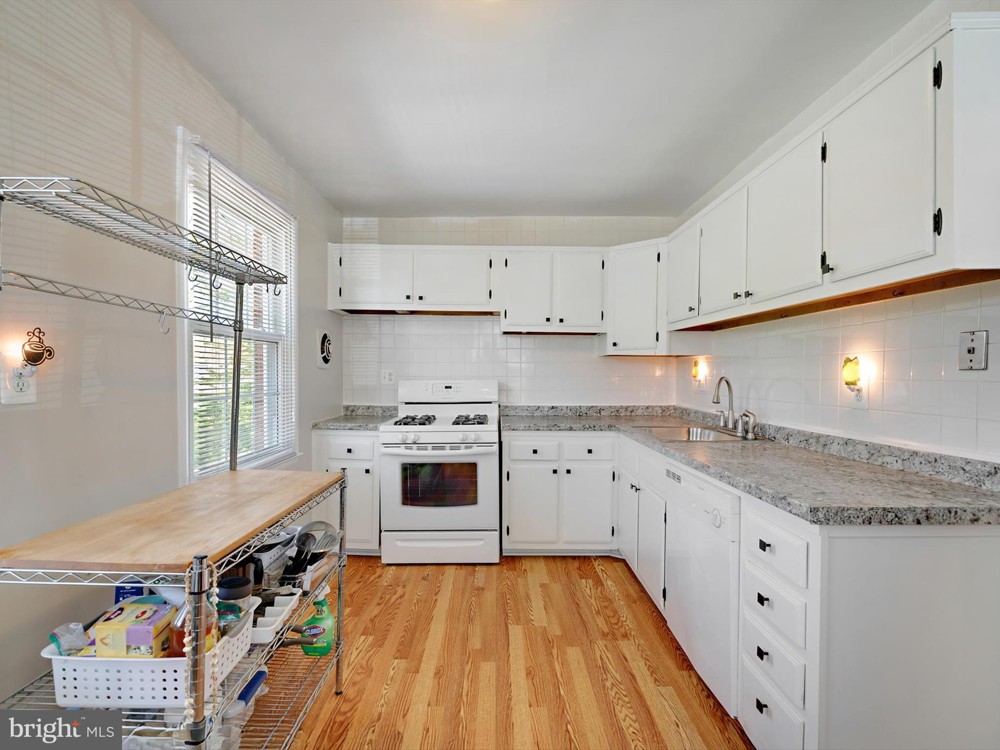 ANDOVER HEIGHTS - Residential