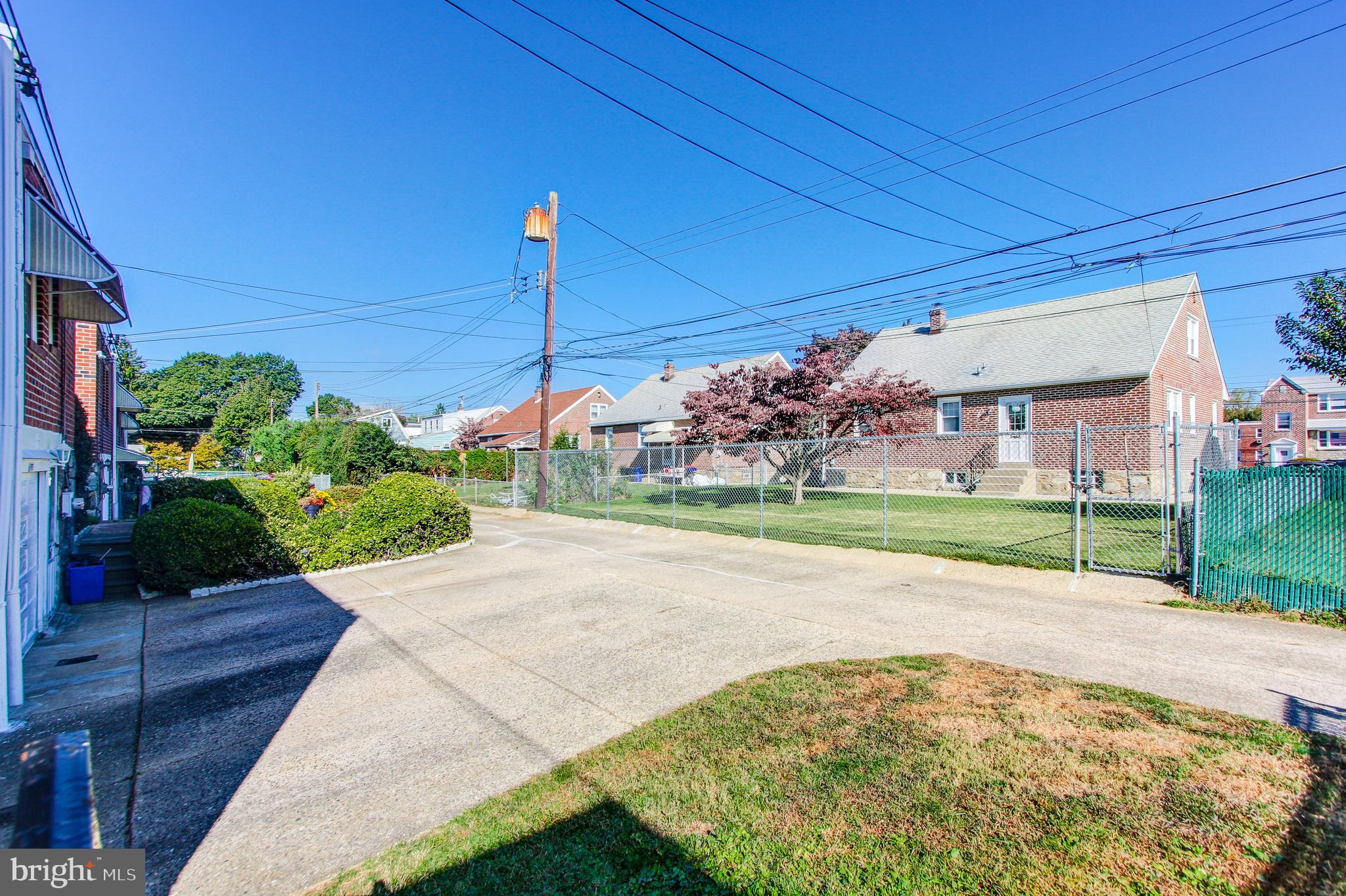 FOX CHASE - Residential