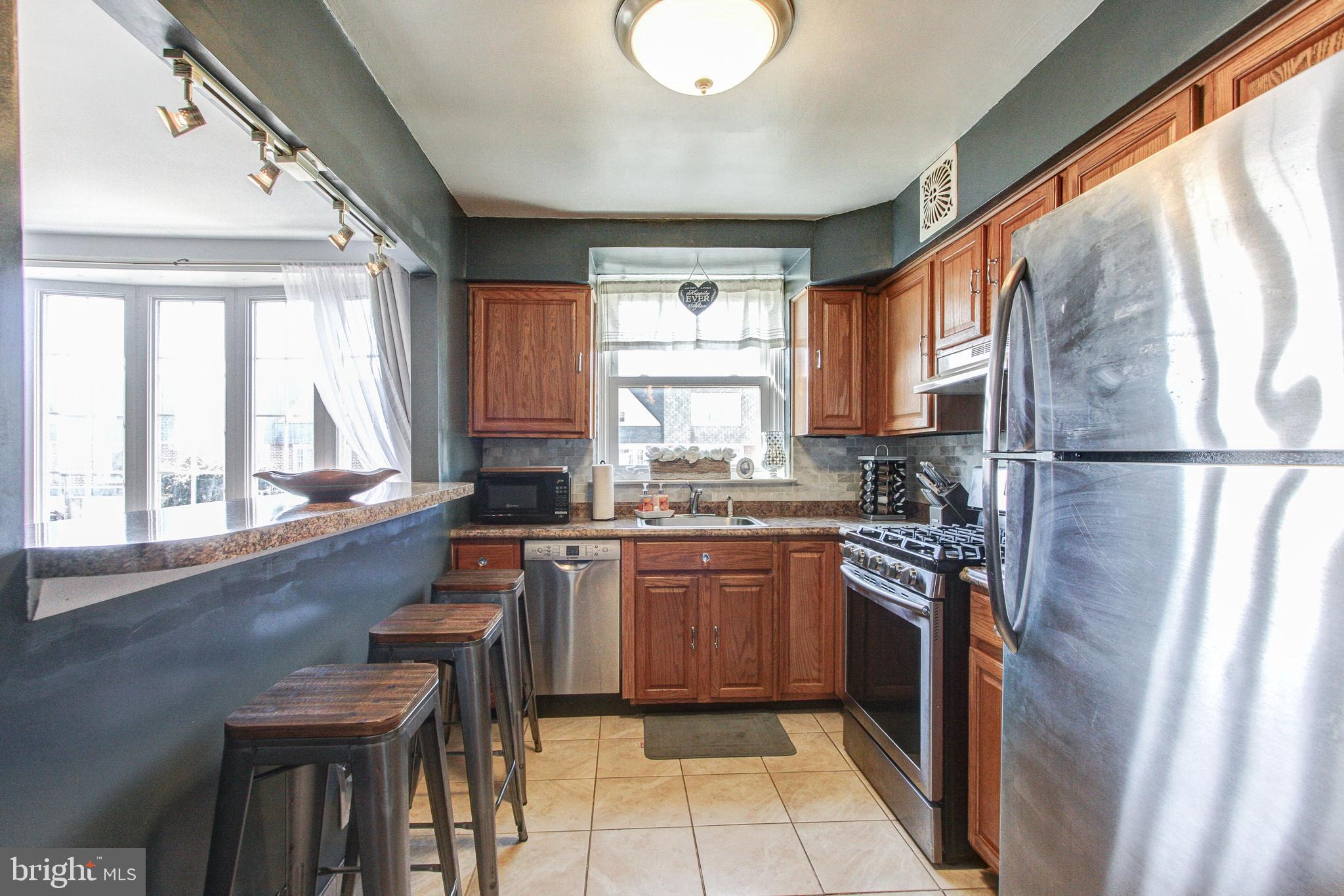FOX CHASE - Residential