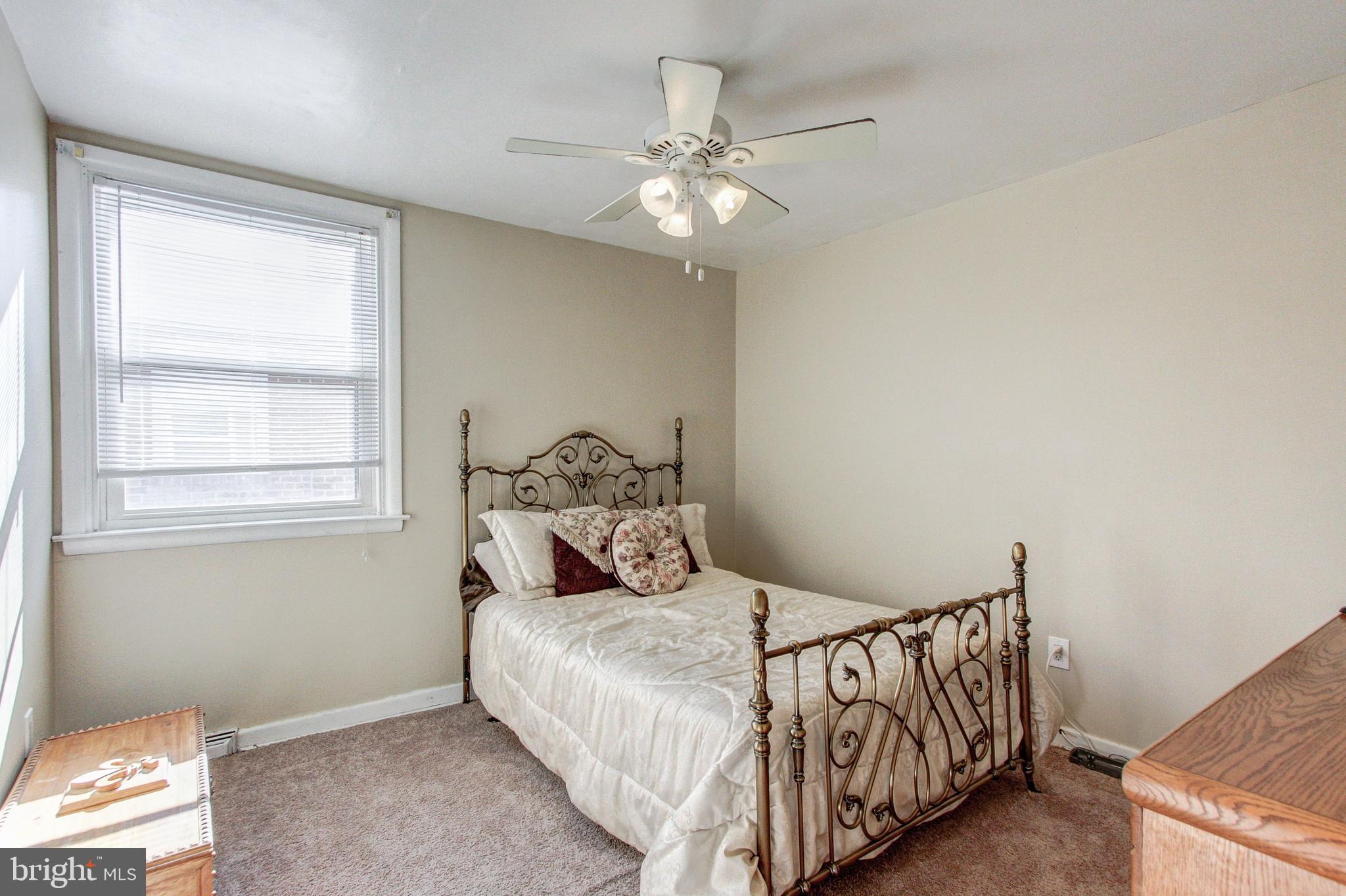 FOX CHASE - Residential