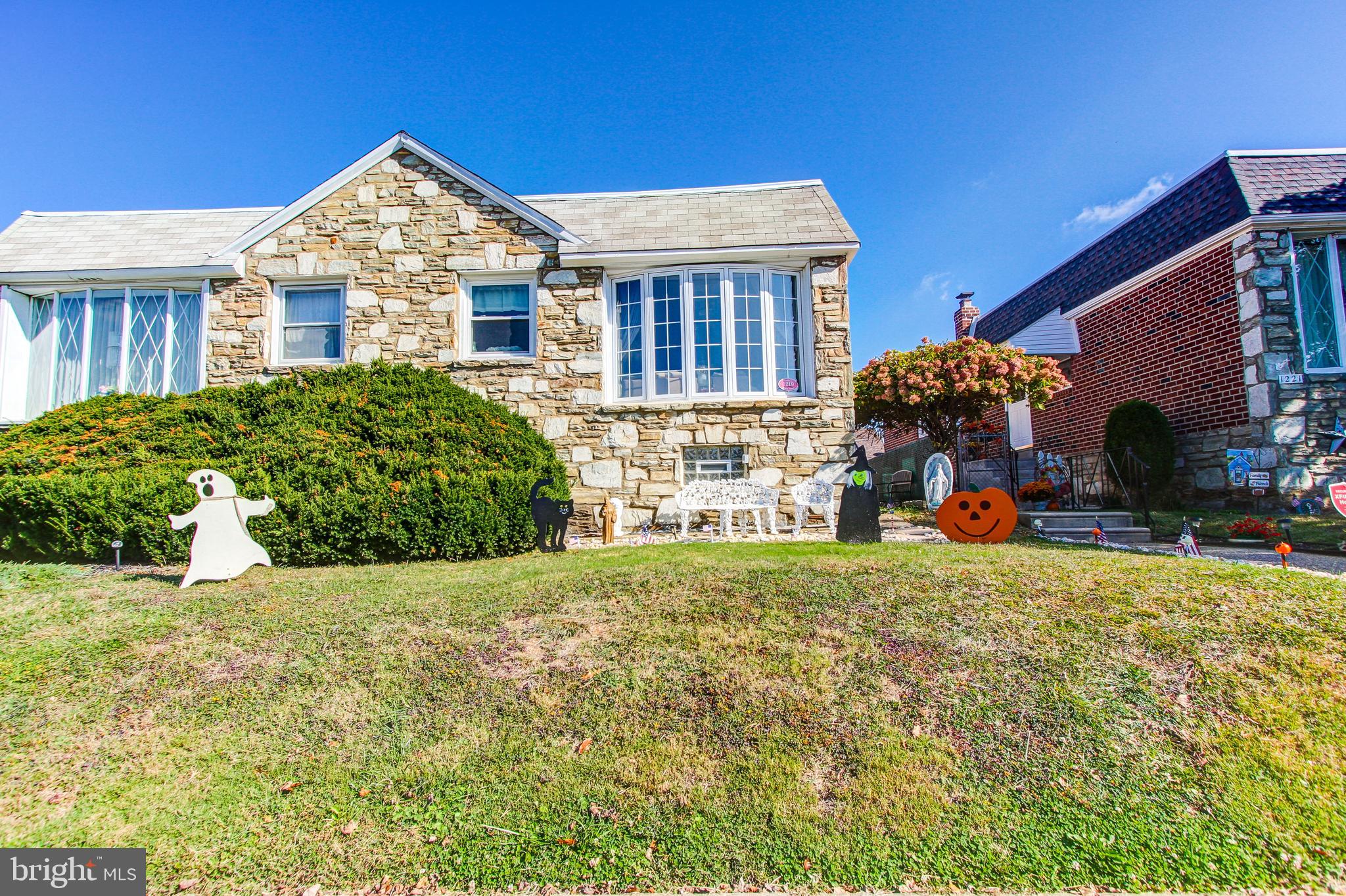 FOX CHASE - Residential