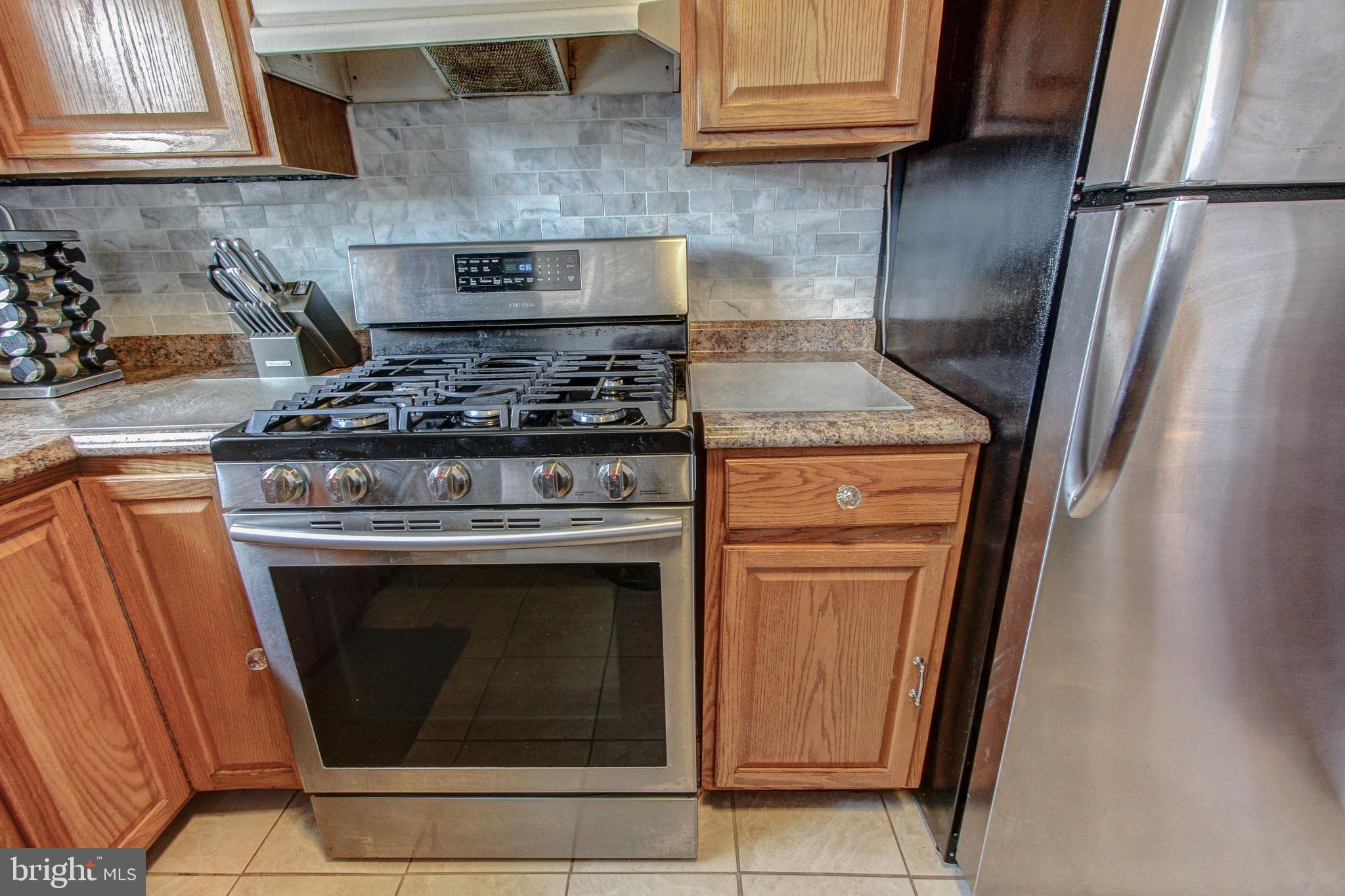FOX CHASE - Residential