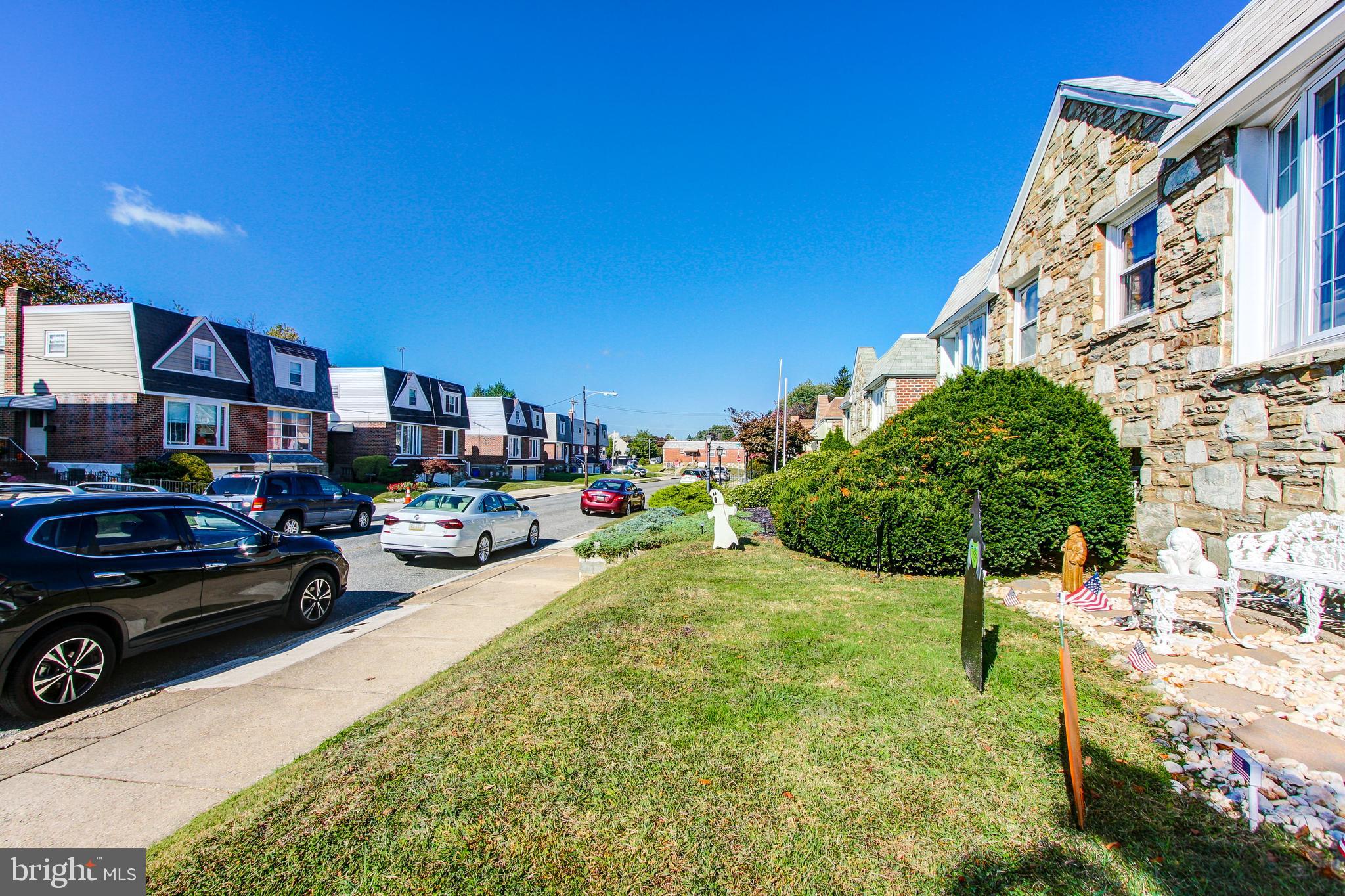 FOX CHASE - Residential