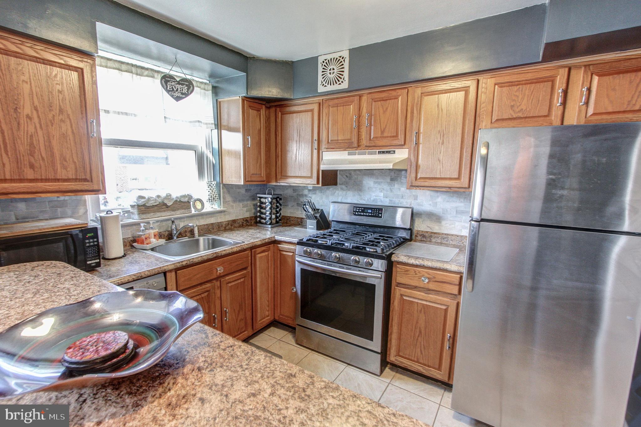 FOX CHASE - Residential