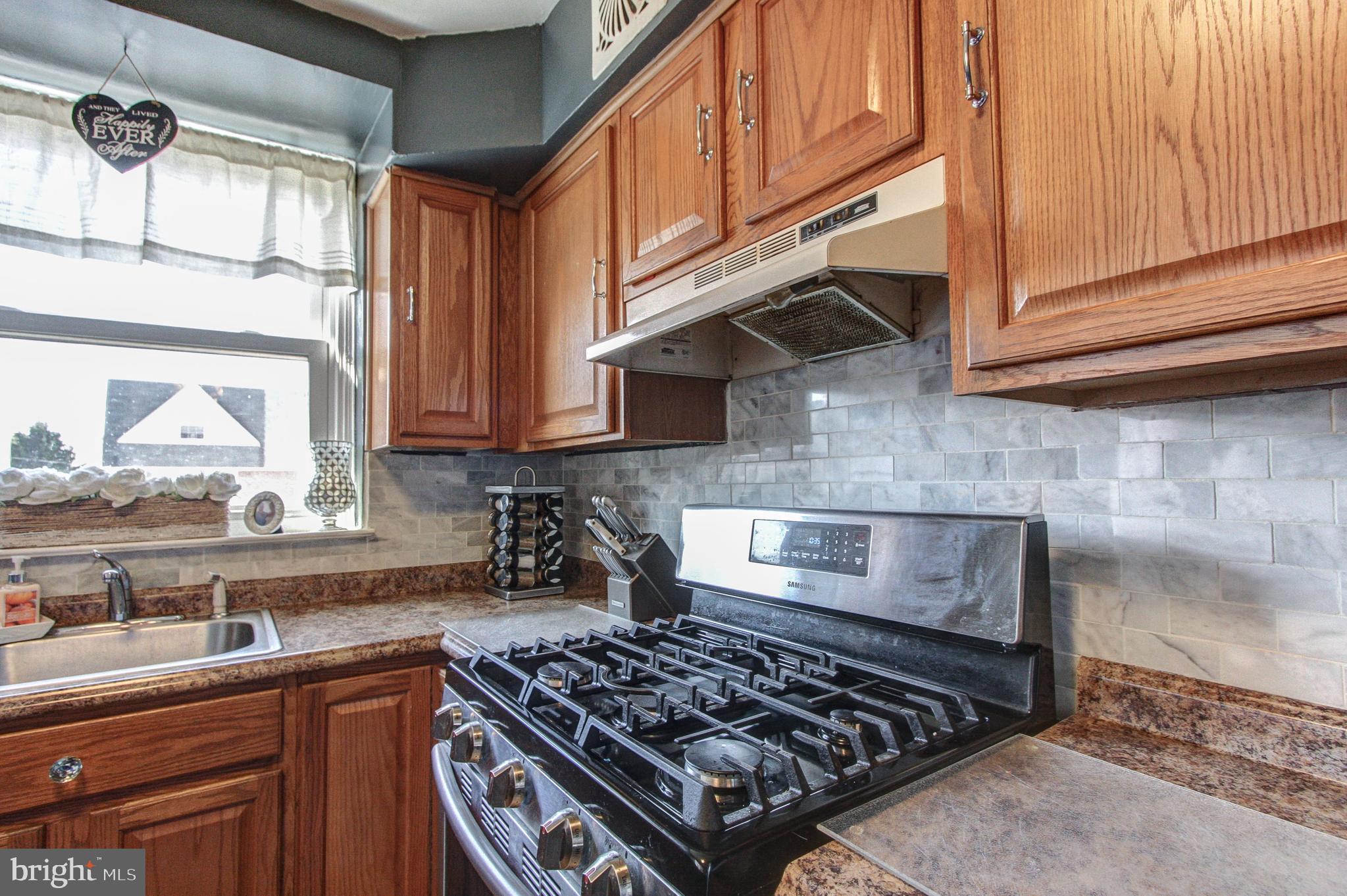 FOX CHASE - Residential