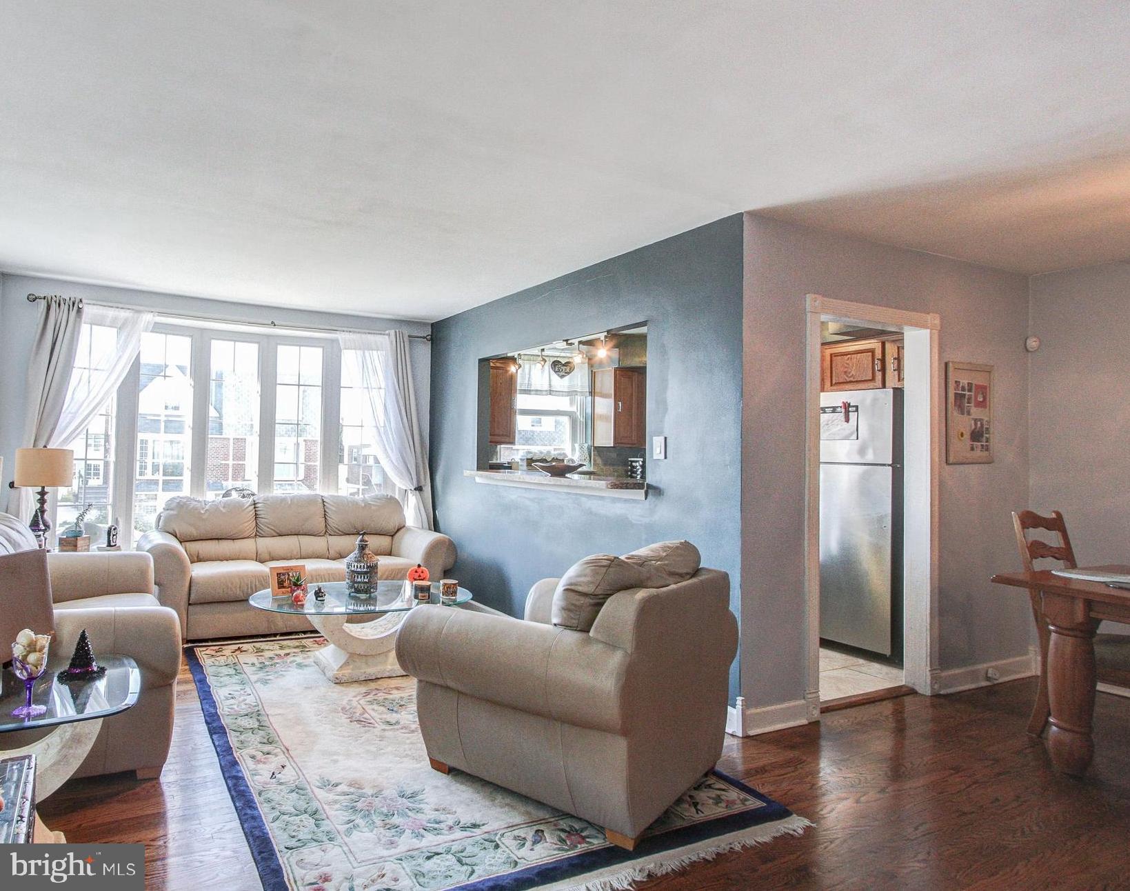 FOX CHASE - Residential