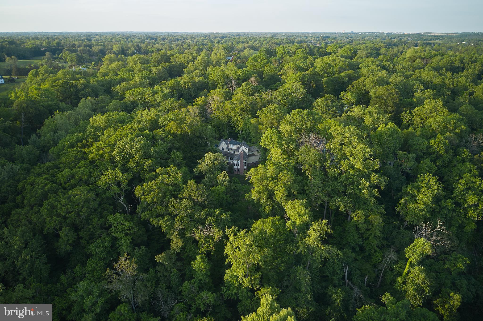 MERRY GO ROUND FARM - Residential
