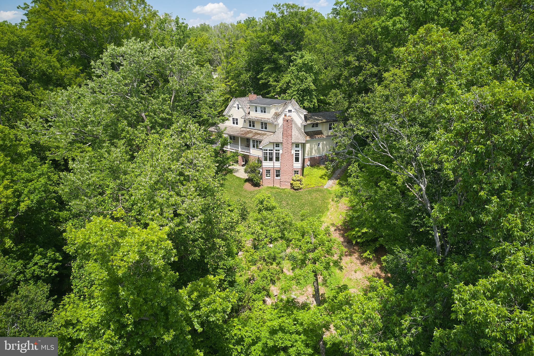 MERRY GO ROUND FARM - Residential