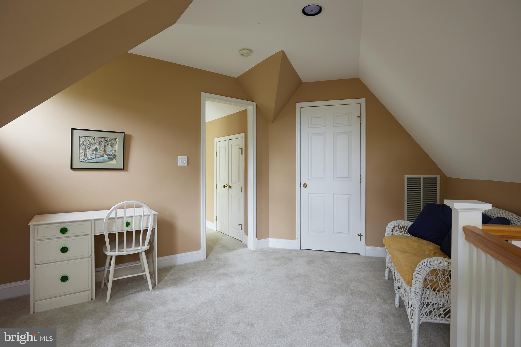 MERRY GO ROUND FARM - Residential