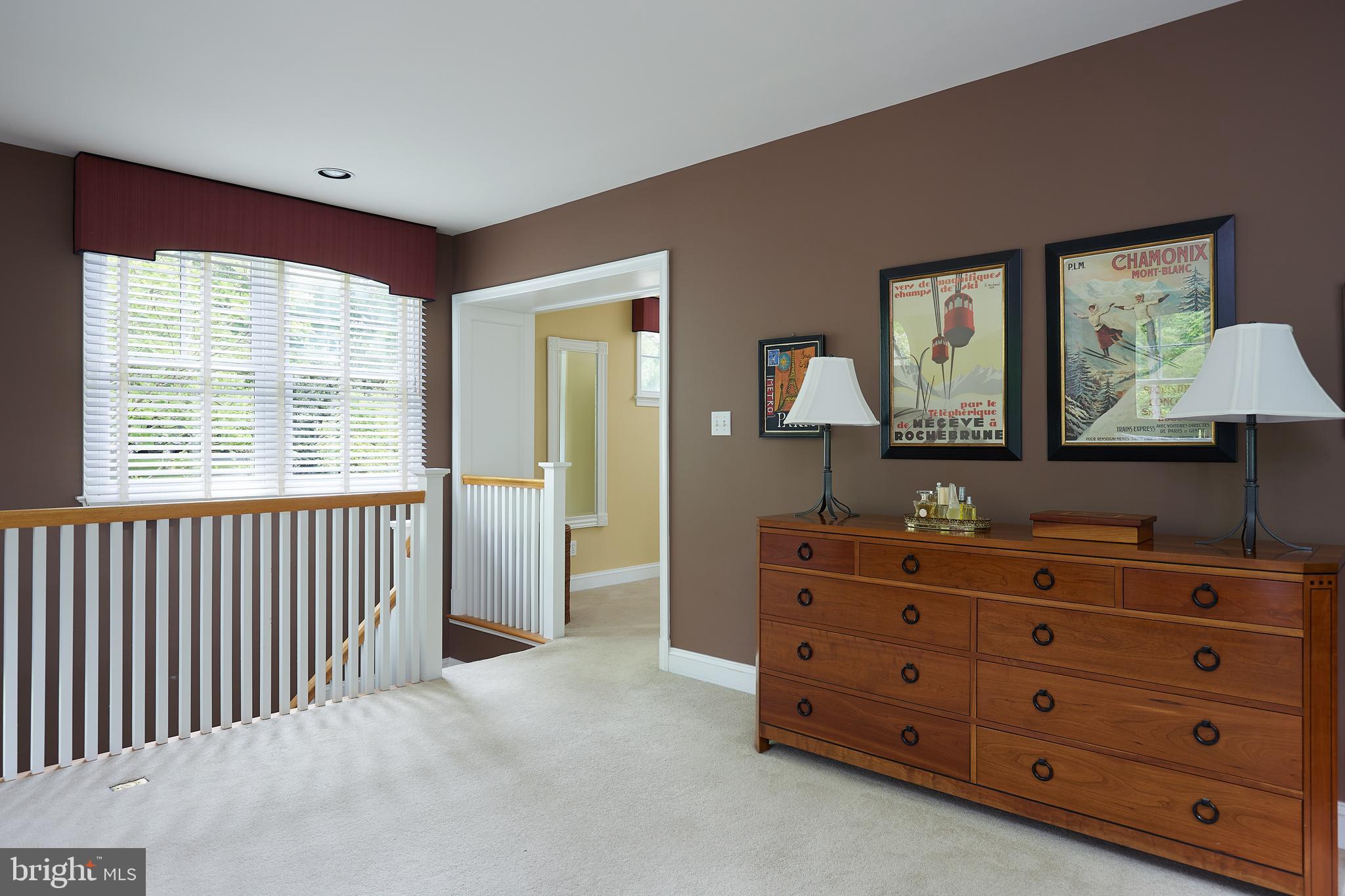 MERRY GO ROUND FARM - Residential