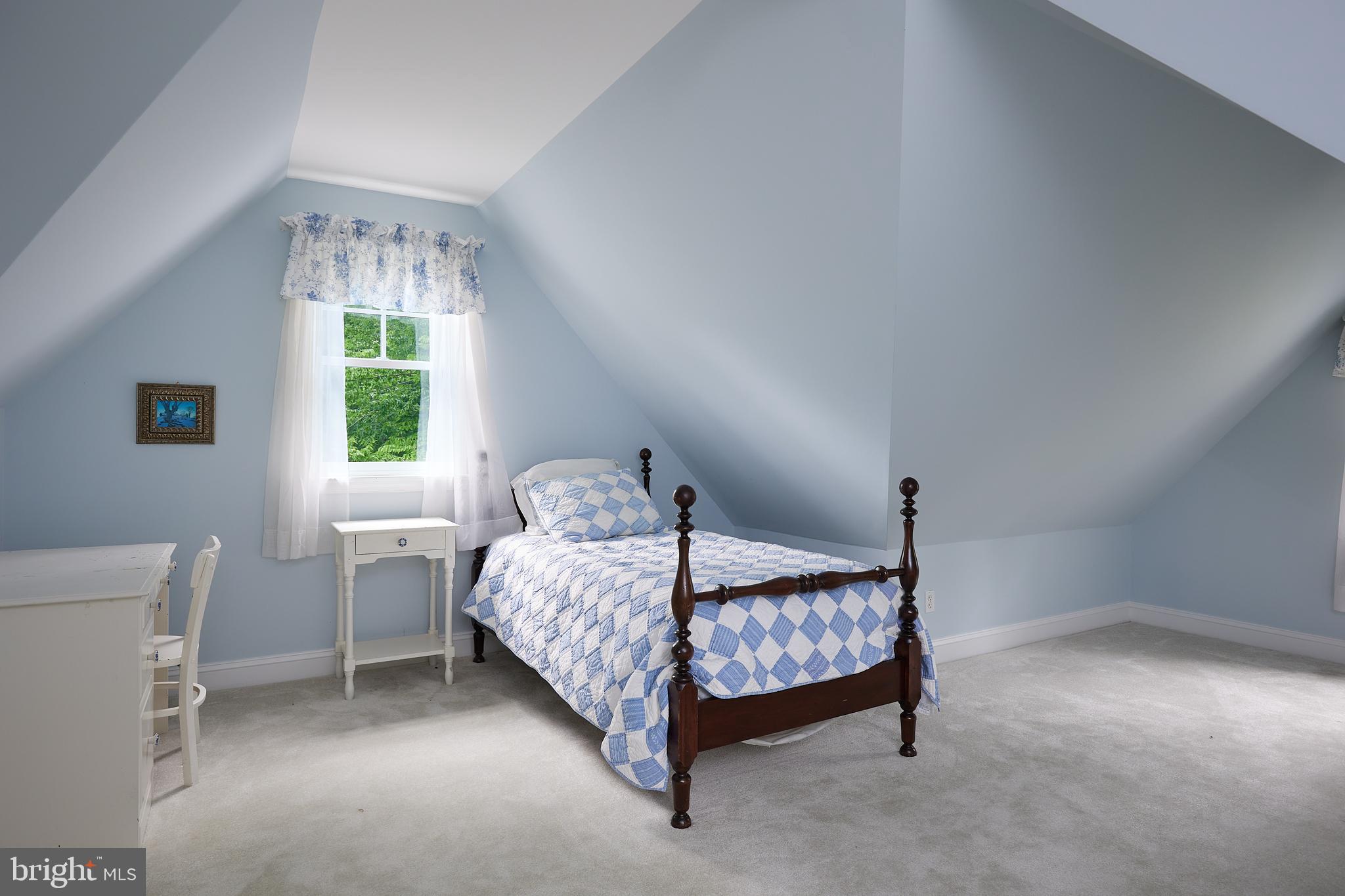 MERRY GO ROUND FARM - Residential