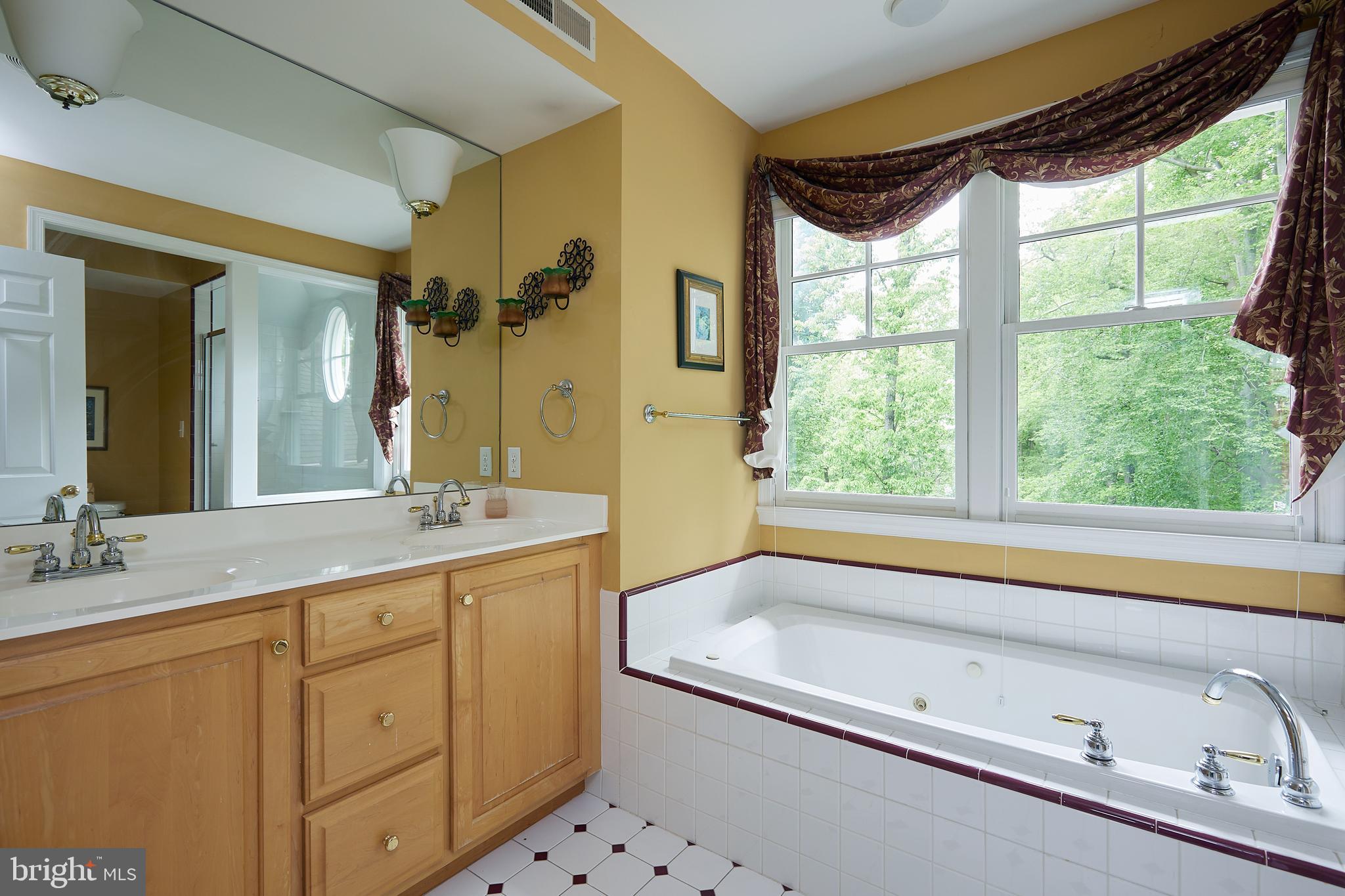 MERRY GO ROUND FARM - Residential