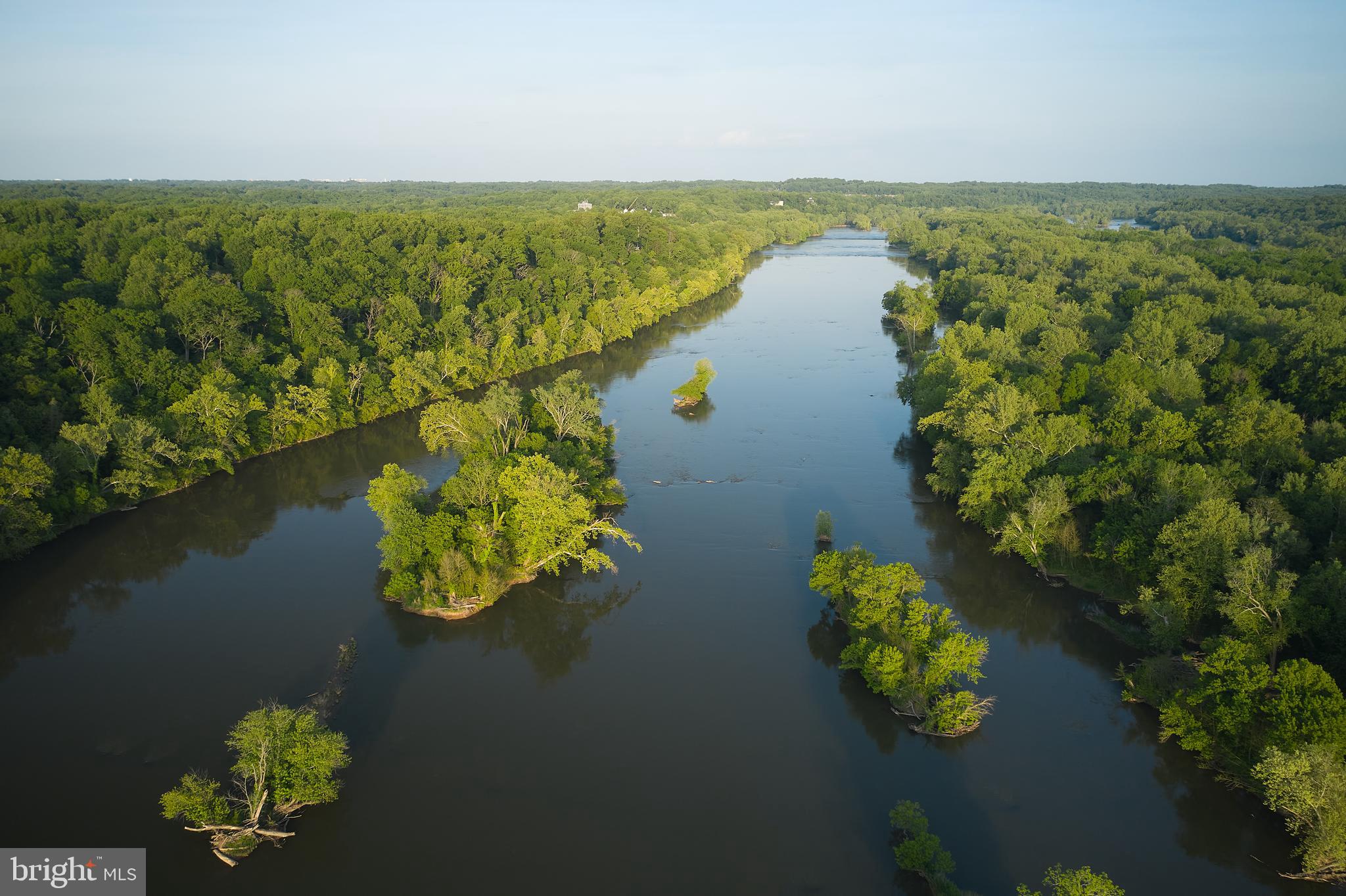 MERRY GO ROUND FARM - Residential