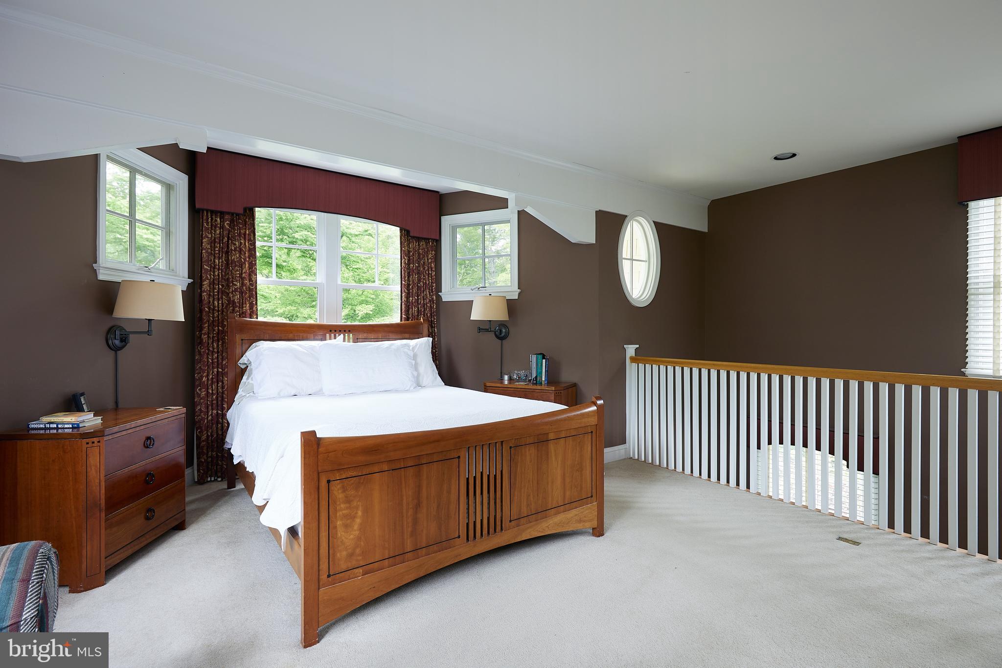 MERRY GO ROUND FARM - Residential