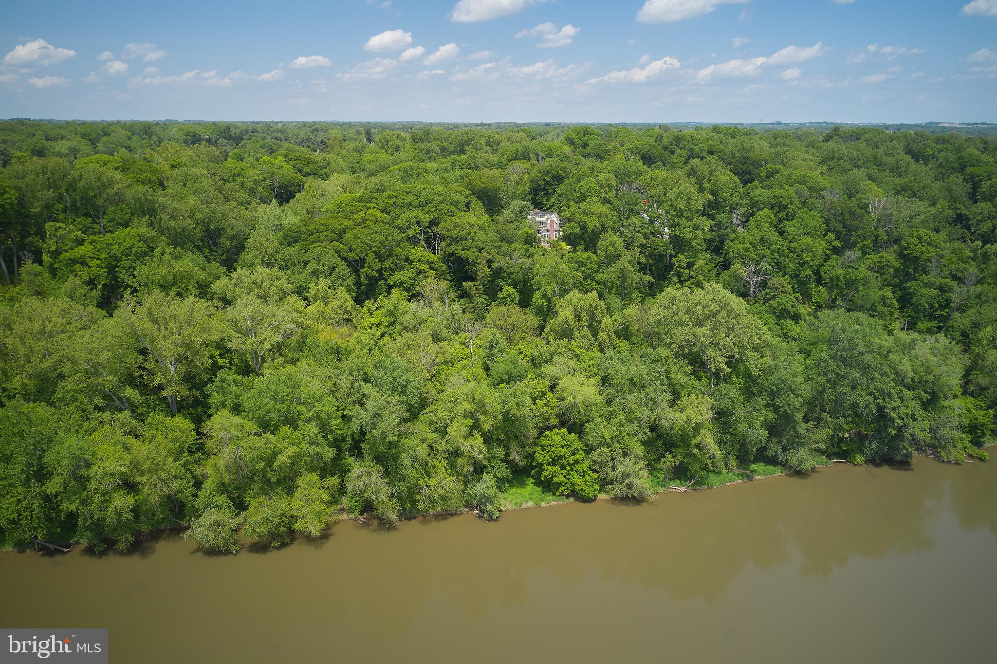 MERRY GO ROUND FARM - Residential