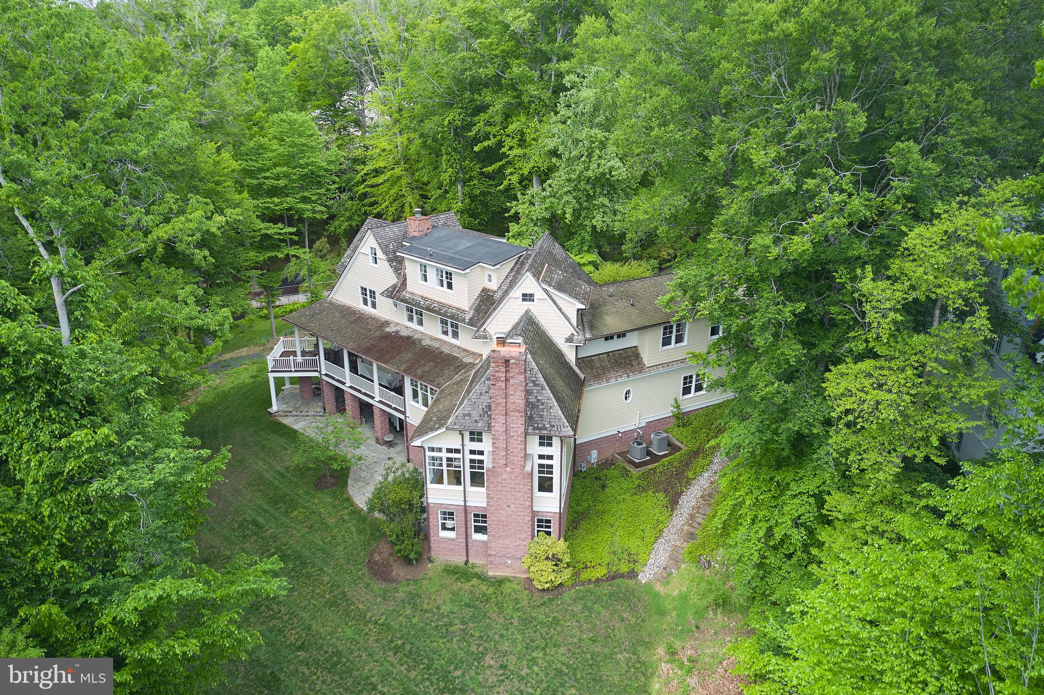 MERRY GO ROUND FARM - Residential