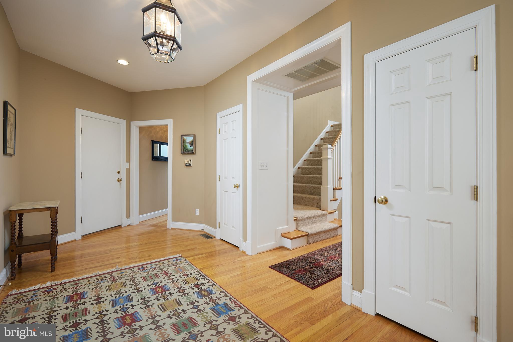 MERRY GO ROUND FARM - Residential