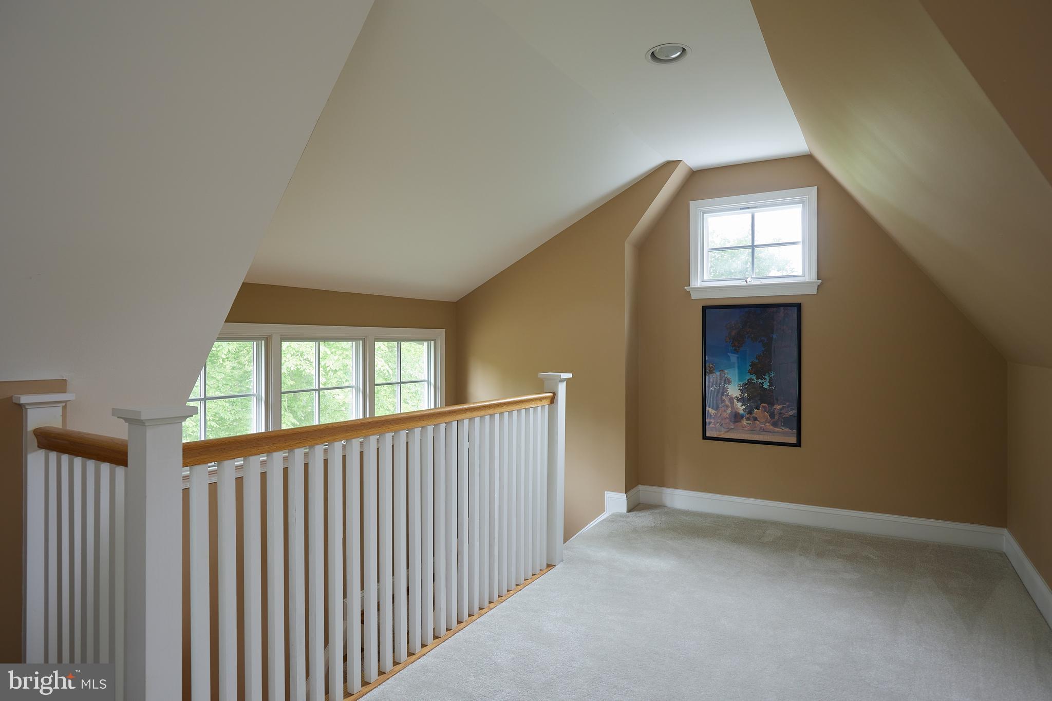 MERRY GO ROUND FARM - Residential