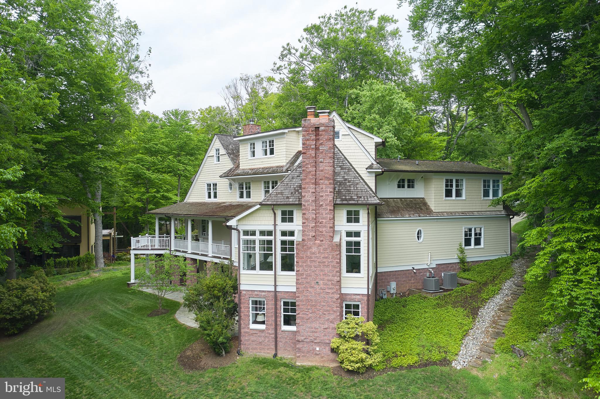MERRY GO ROUND FARM - Residential