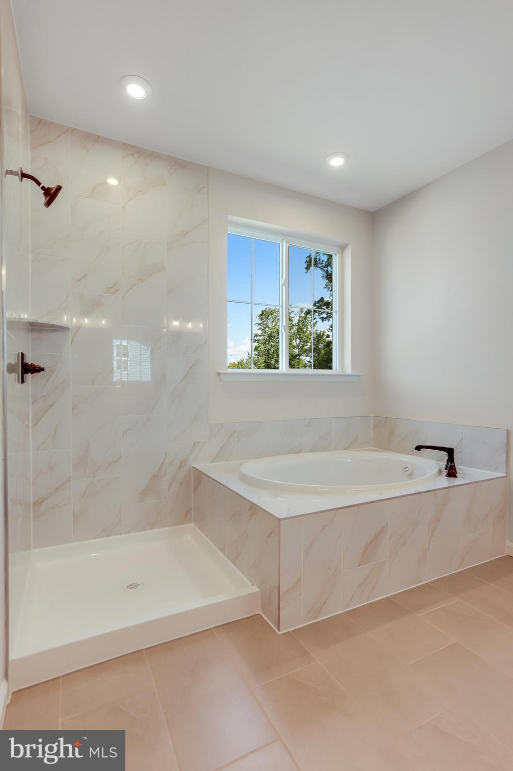 VINCENT ESTATES - Residential