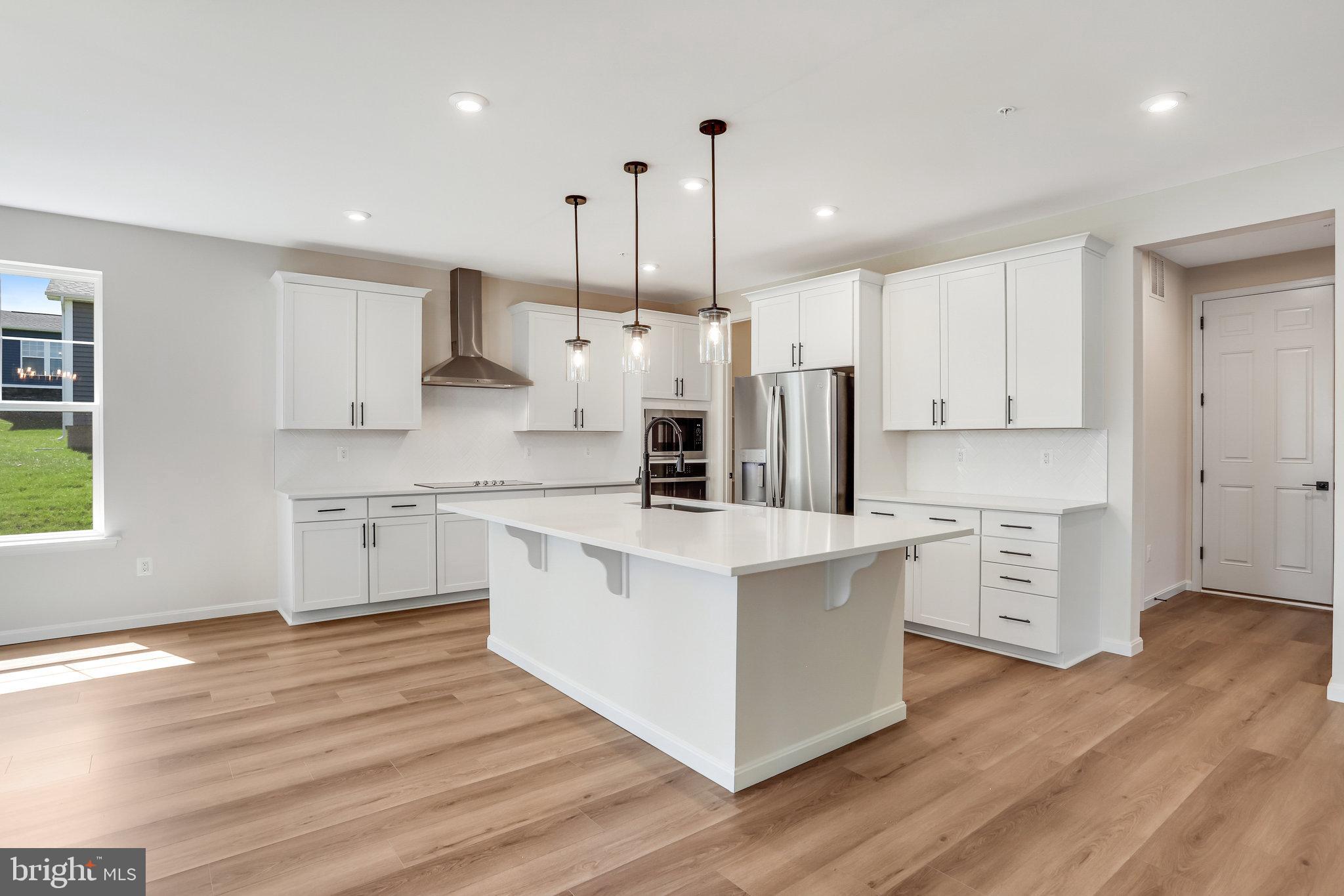 VINCENT ESTATES - Residential