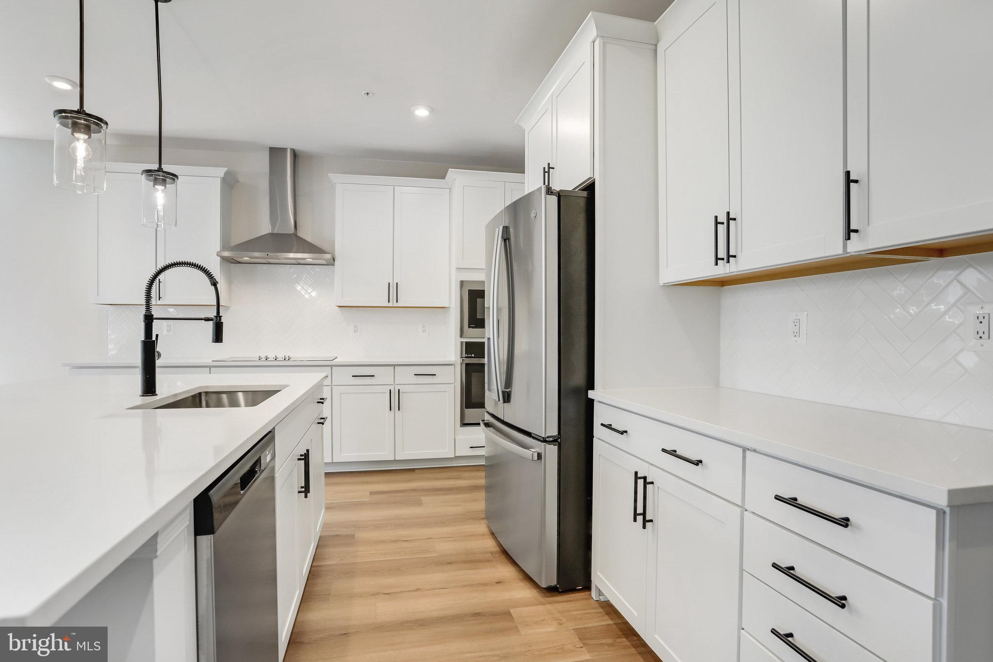 VINCENT ESTATES - Residential