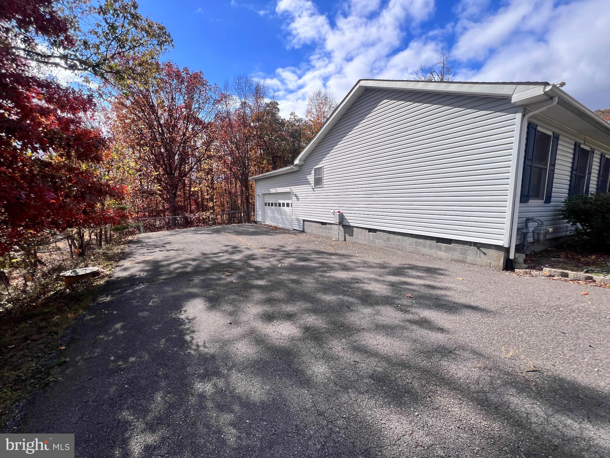 16800 MT CLUB AVENUE